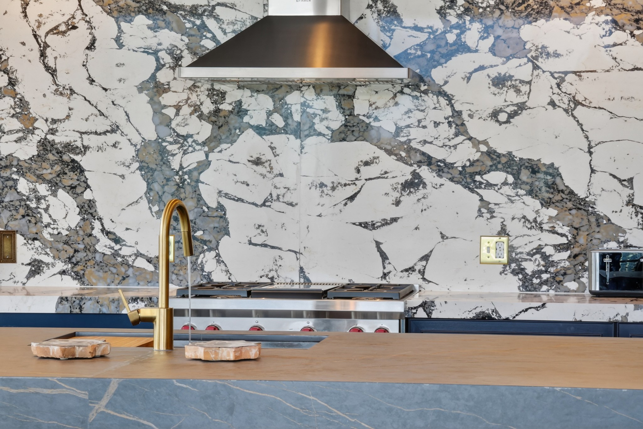 900 20th Ave, S Unit: 1601