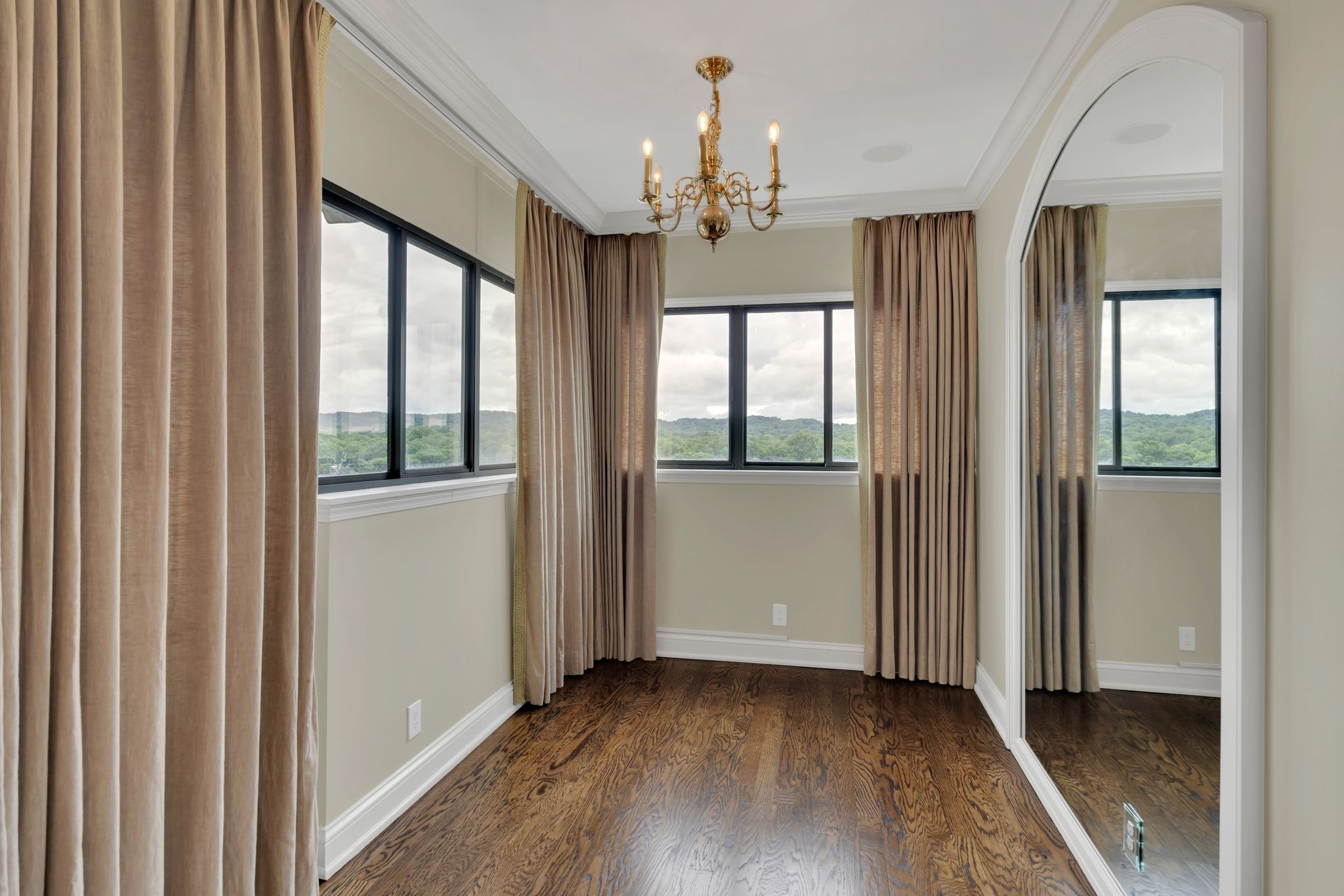 105 Leake Ave Unit: 1