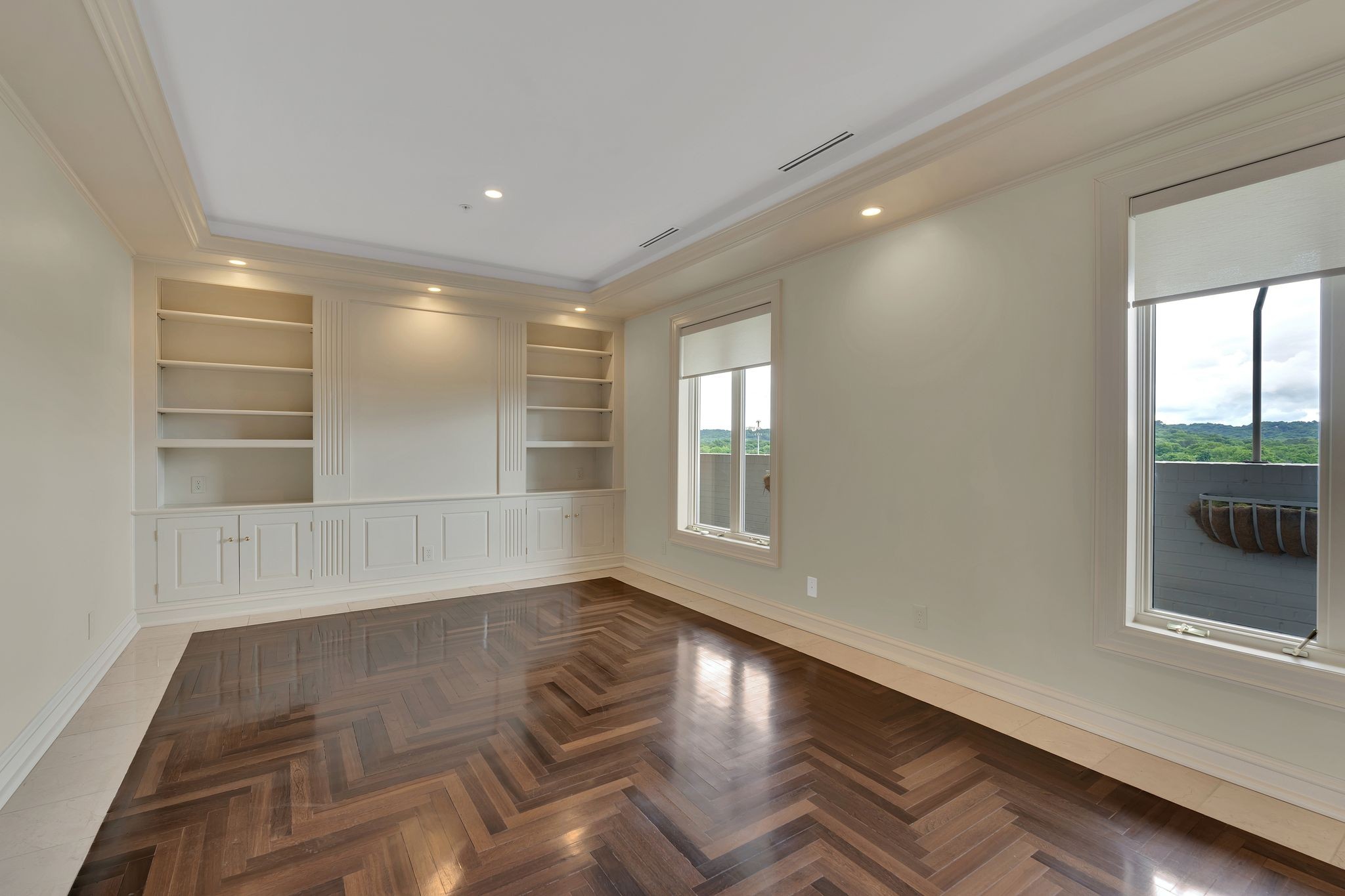 105 Leake Ave Unit: 1