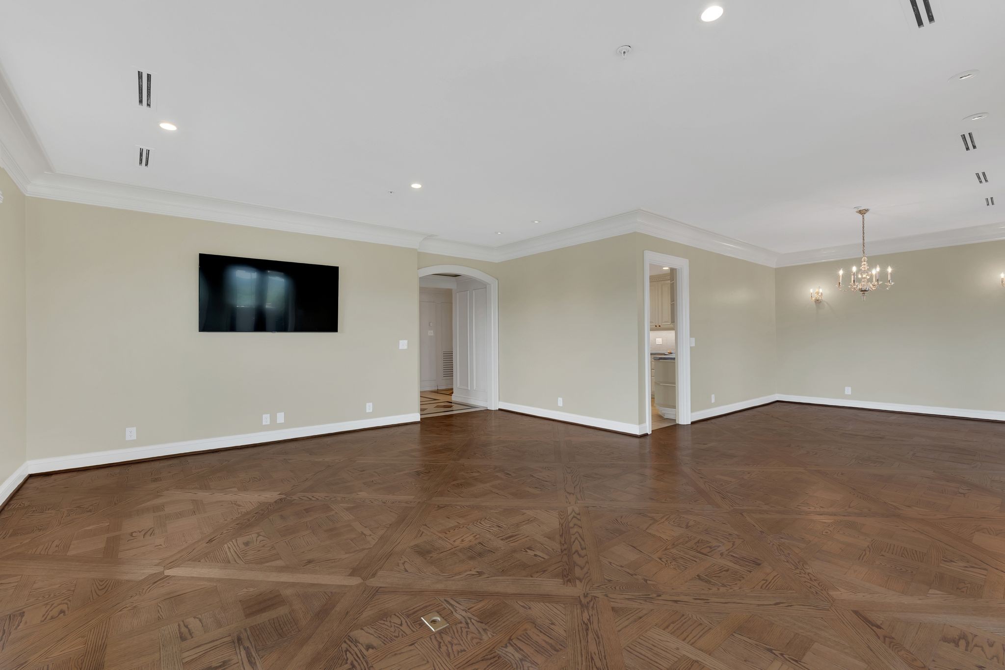 105 Leake Ave Unit: 1