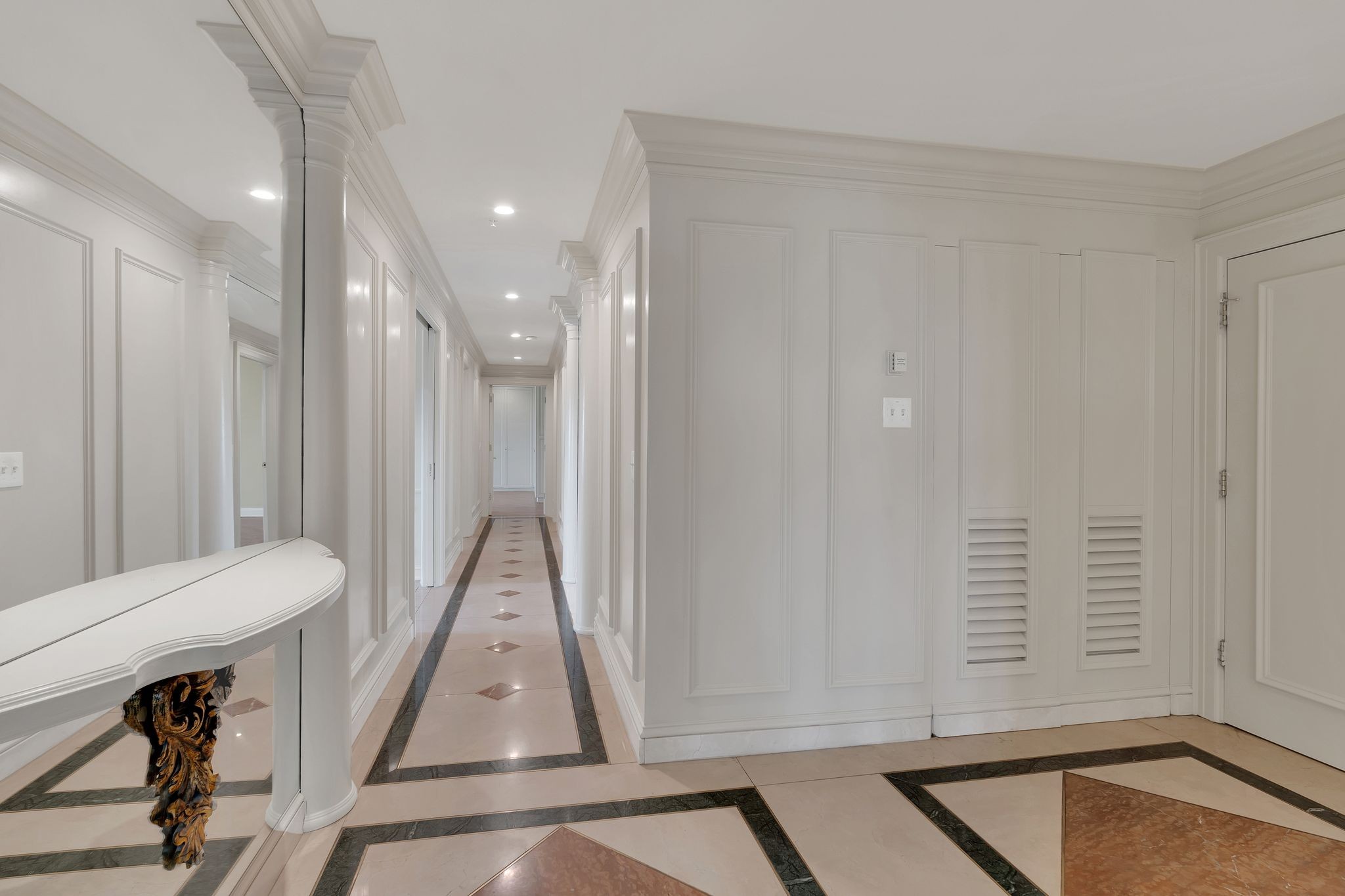 105 Leake Ave Unit: 1