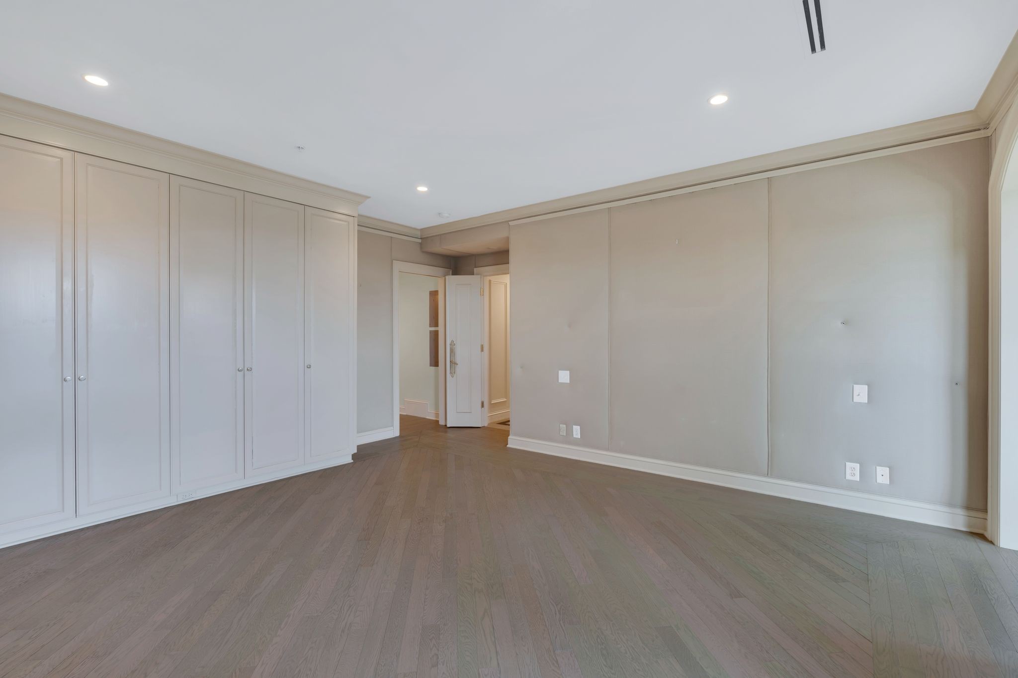 105 Leake Ave Unit: 1