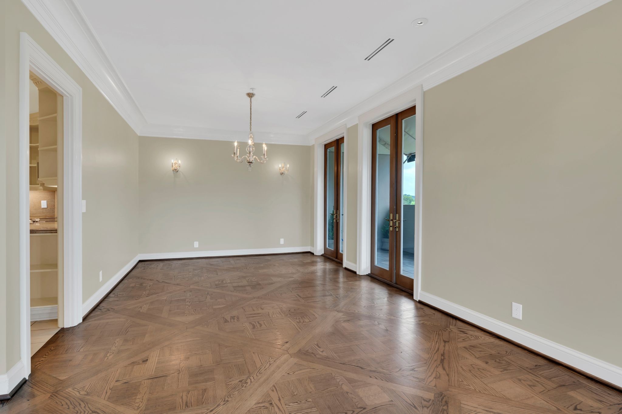 105 Leake Ave Unit: 1