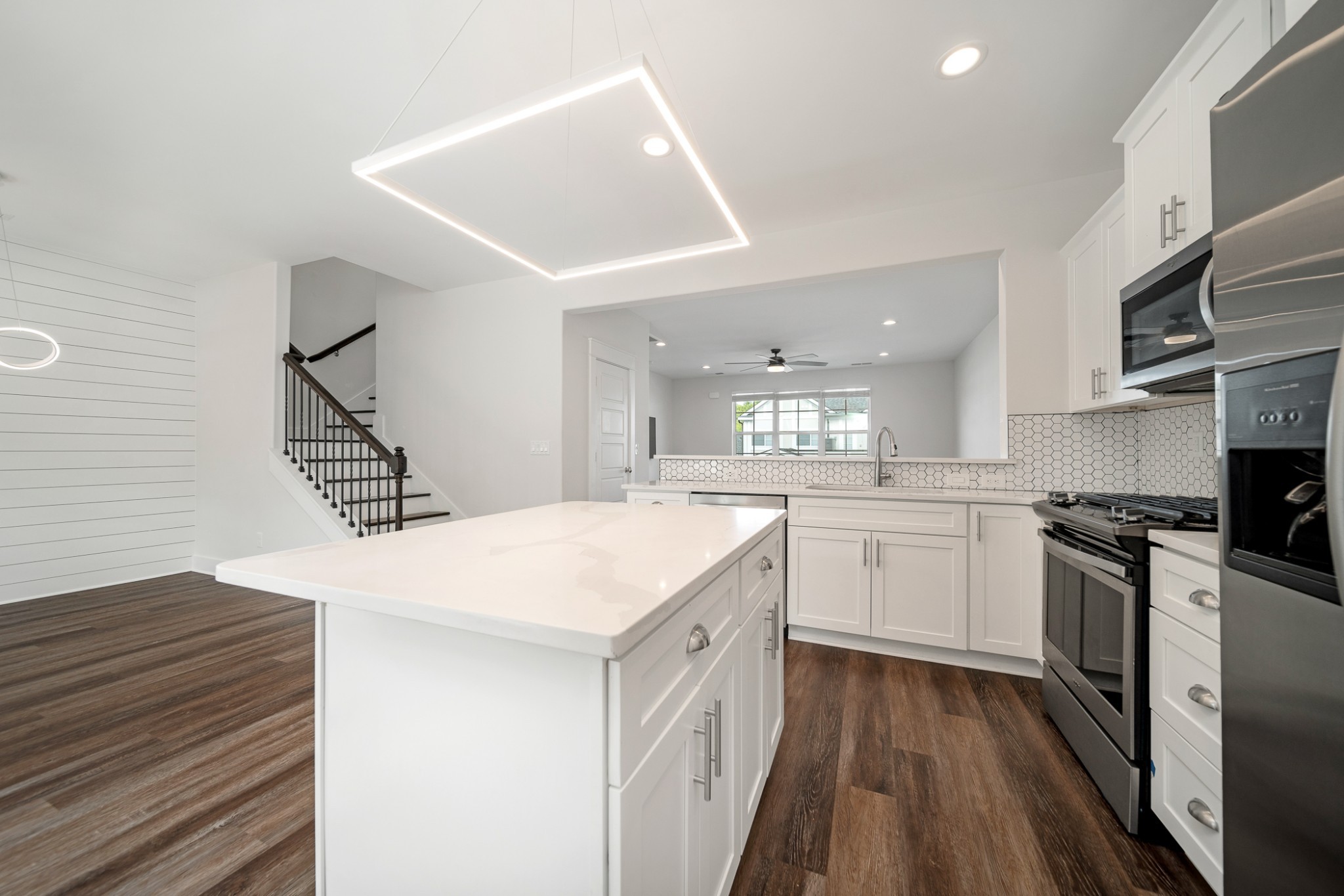 7017 Westside Cir