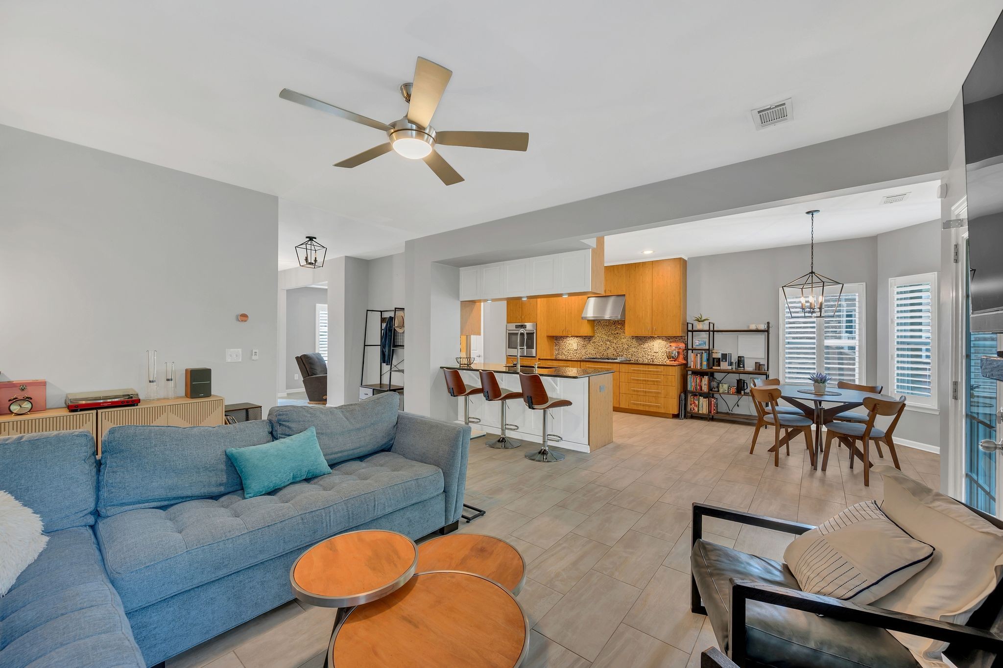 7305 Riverfront Dr