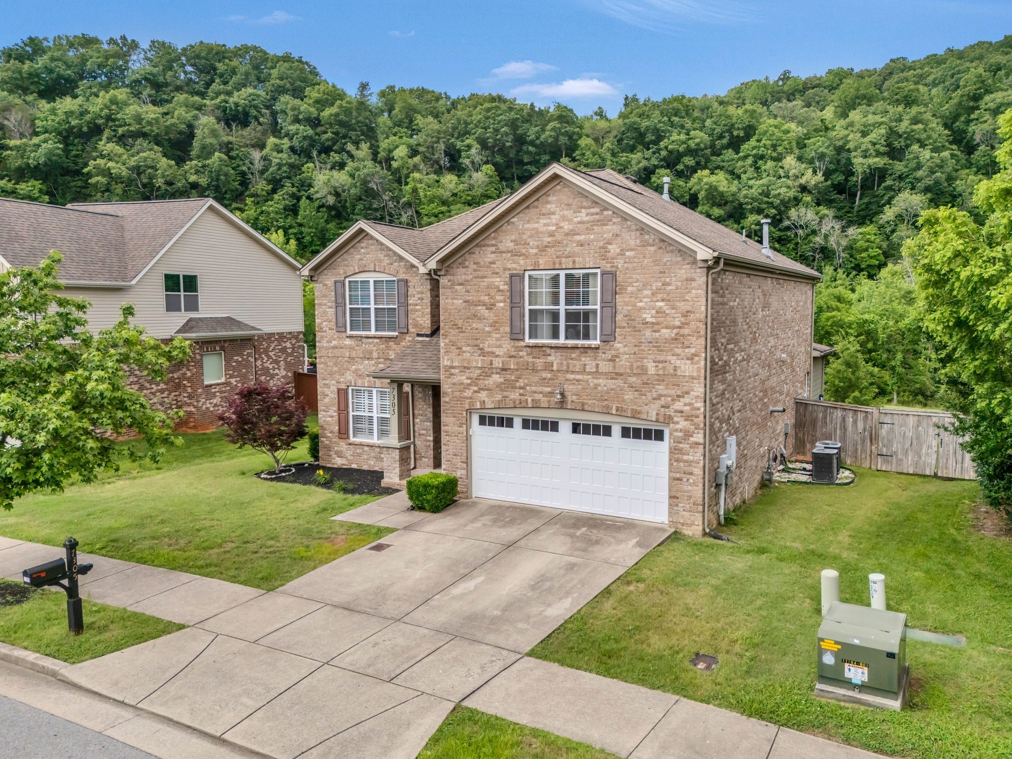 7305 Riverfront Dr