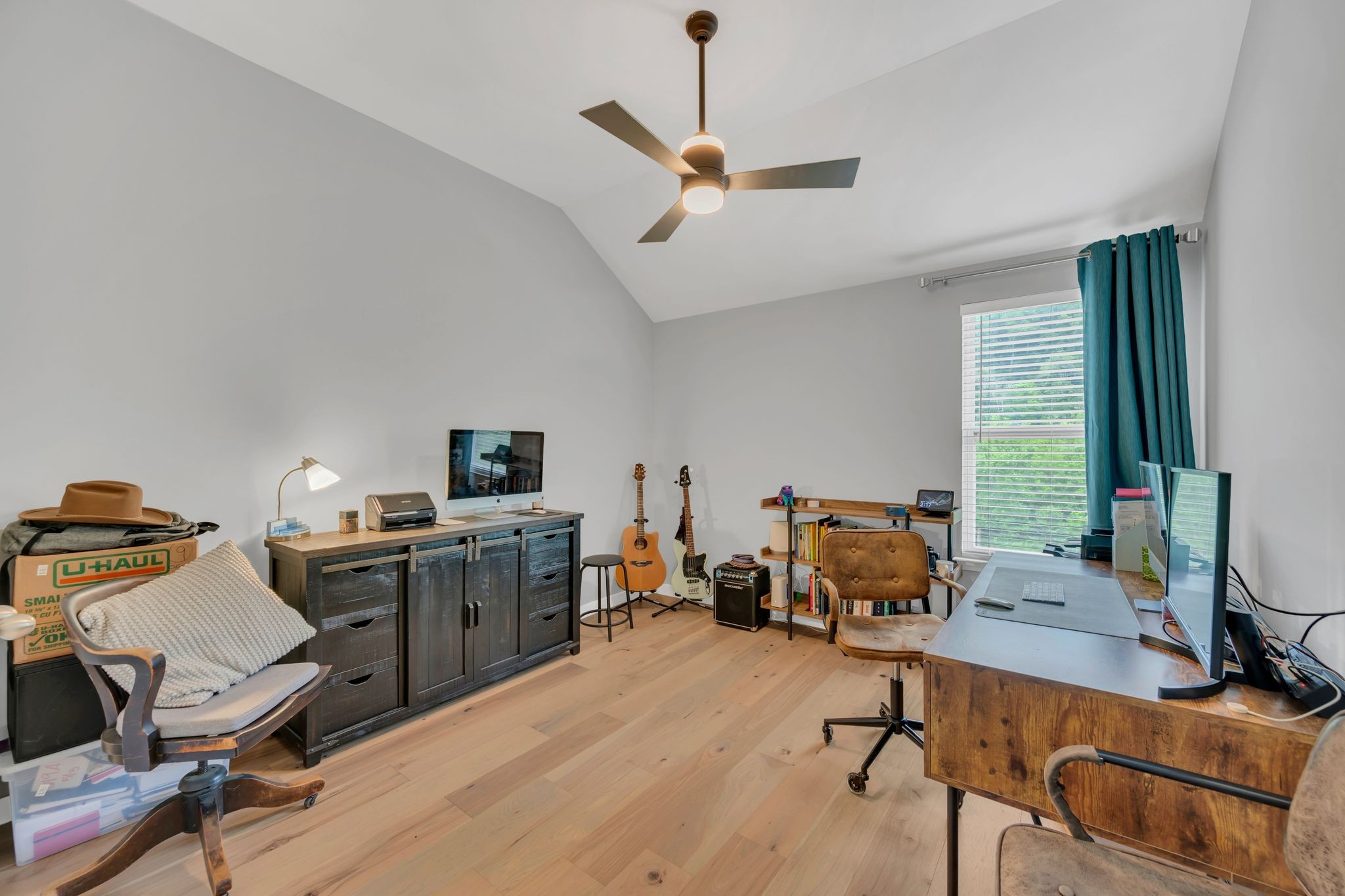 7305 Riverfront Dr