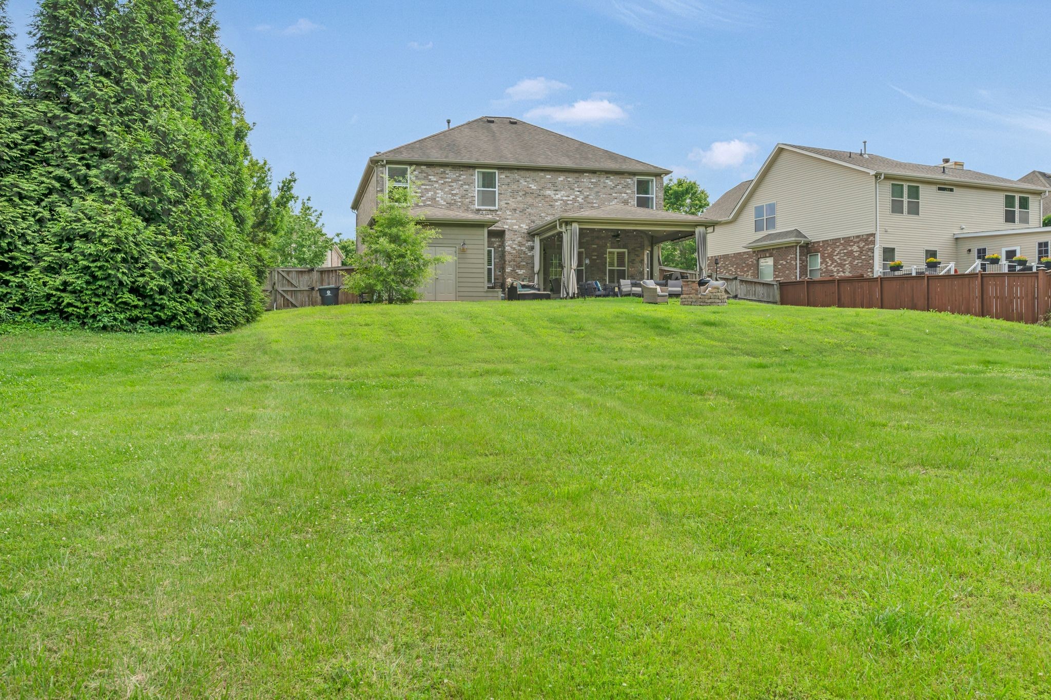 7305 Riverfront Dr