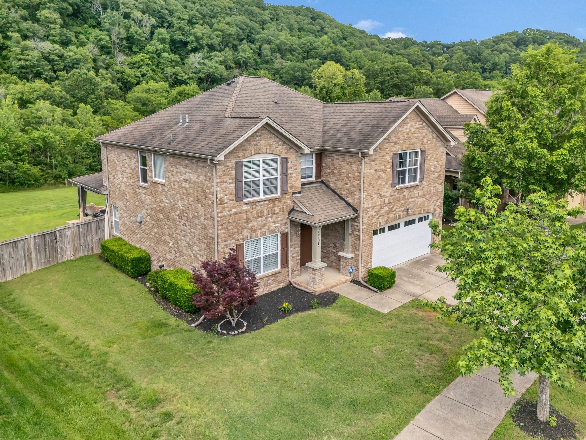 7305 Riverfront Dr