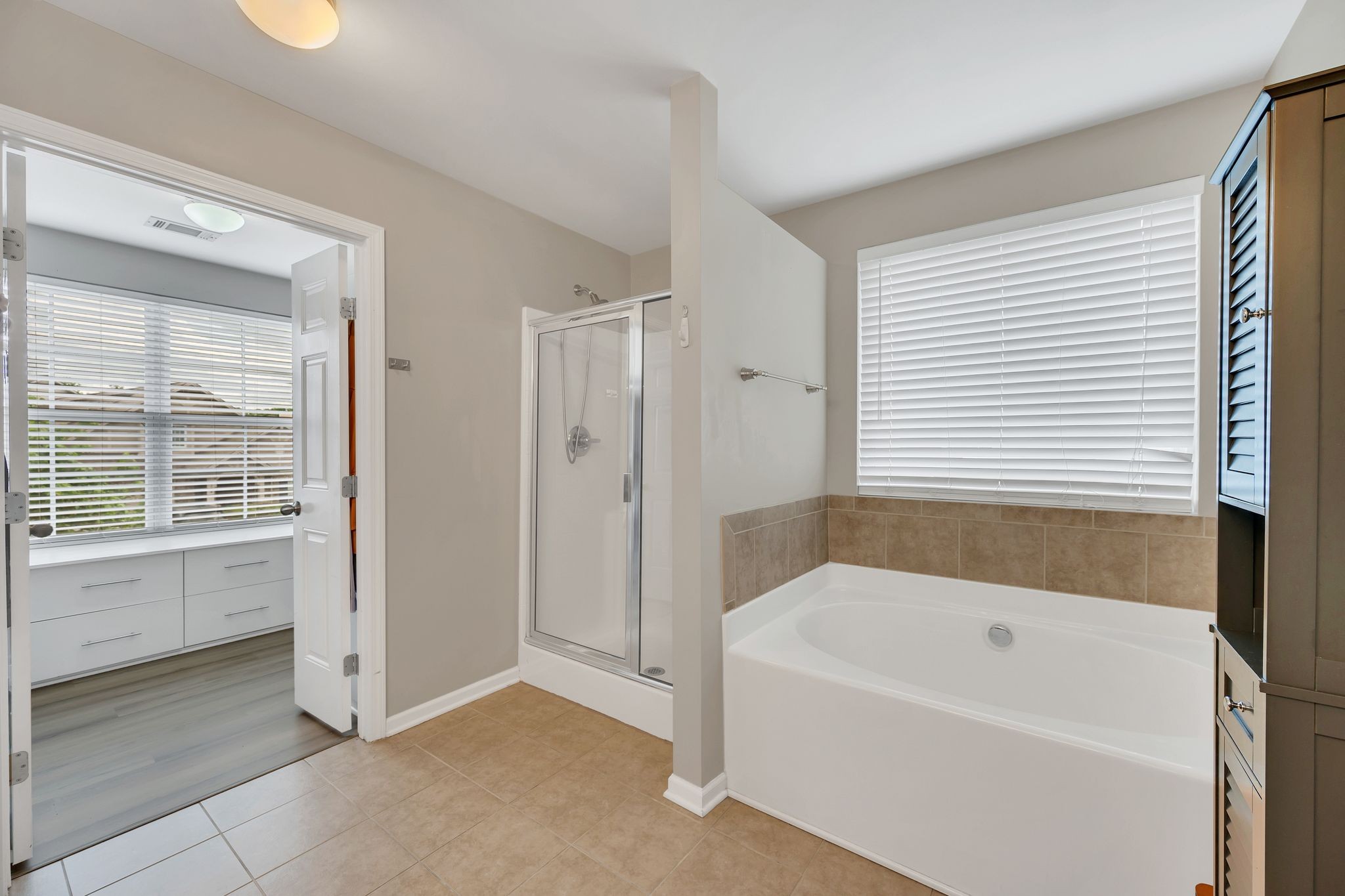 7305 Riverfront Dr