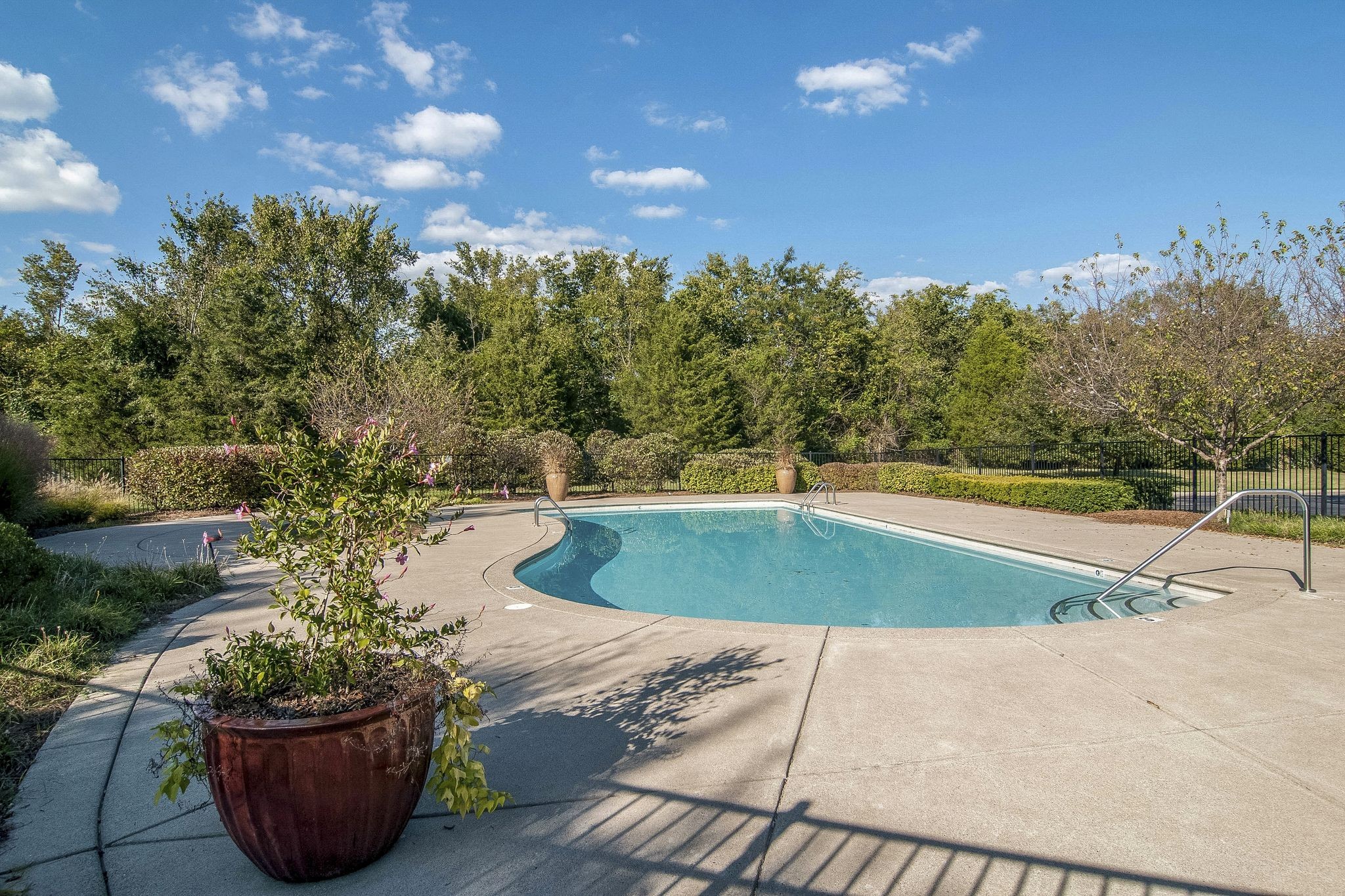 7305 Riverfront Dr
