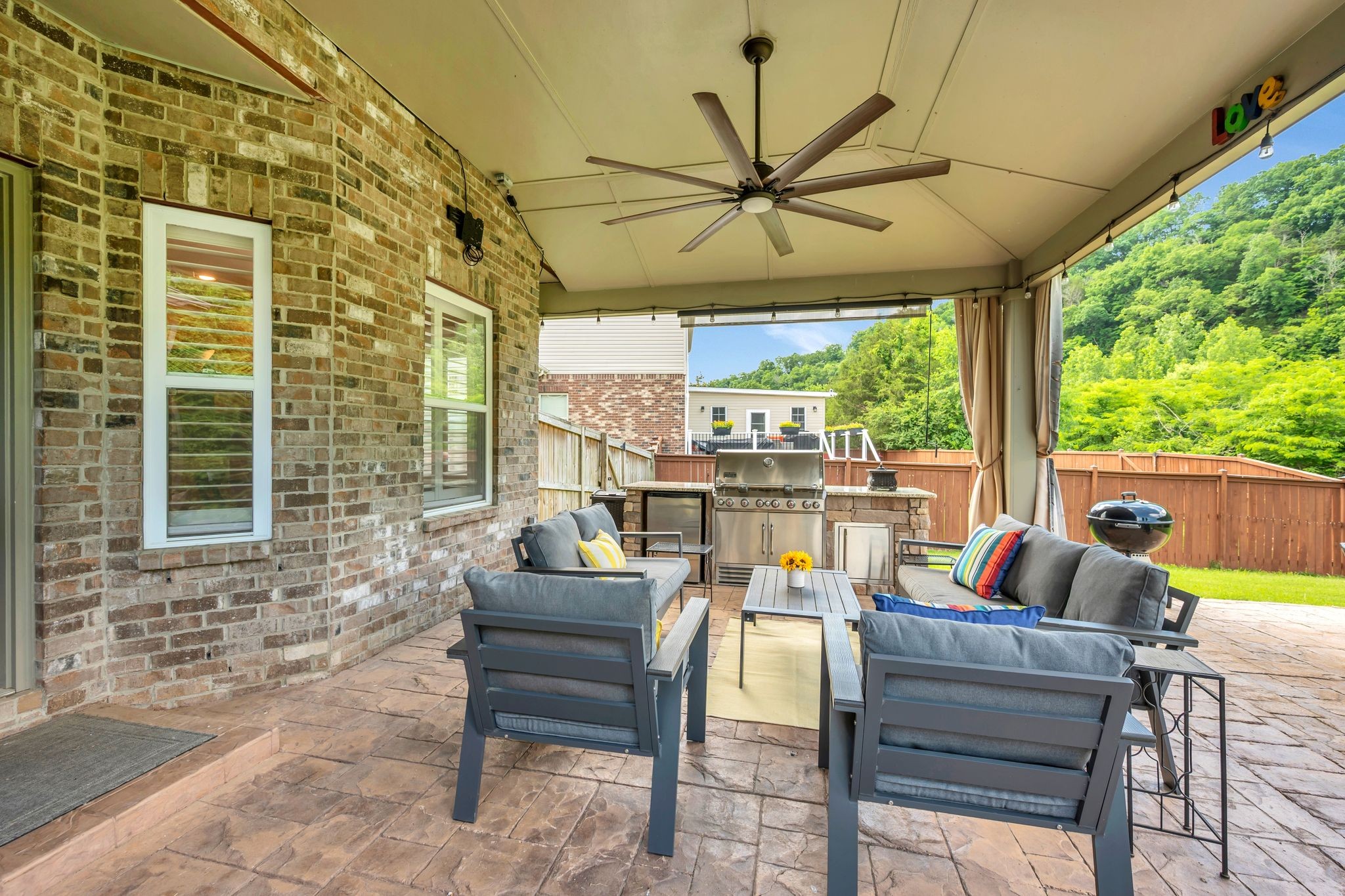 7305 Riverfront Dr