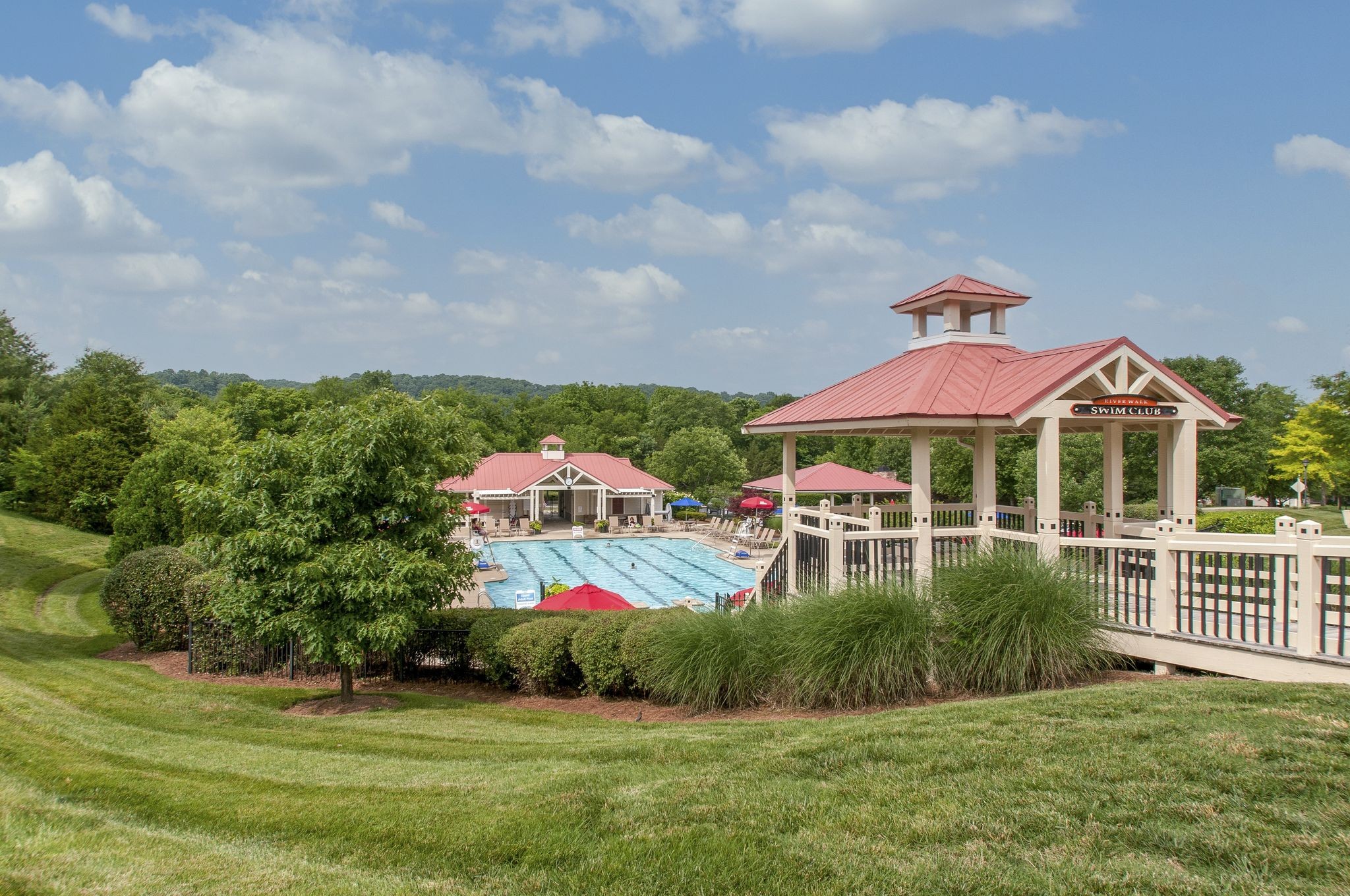 7305 Riverfront Dr