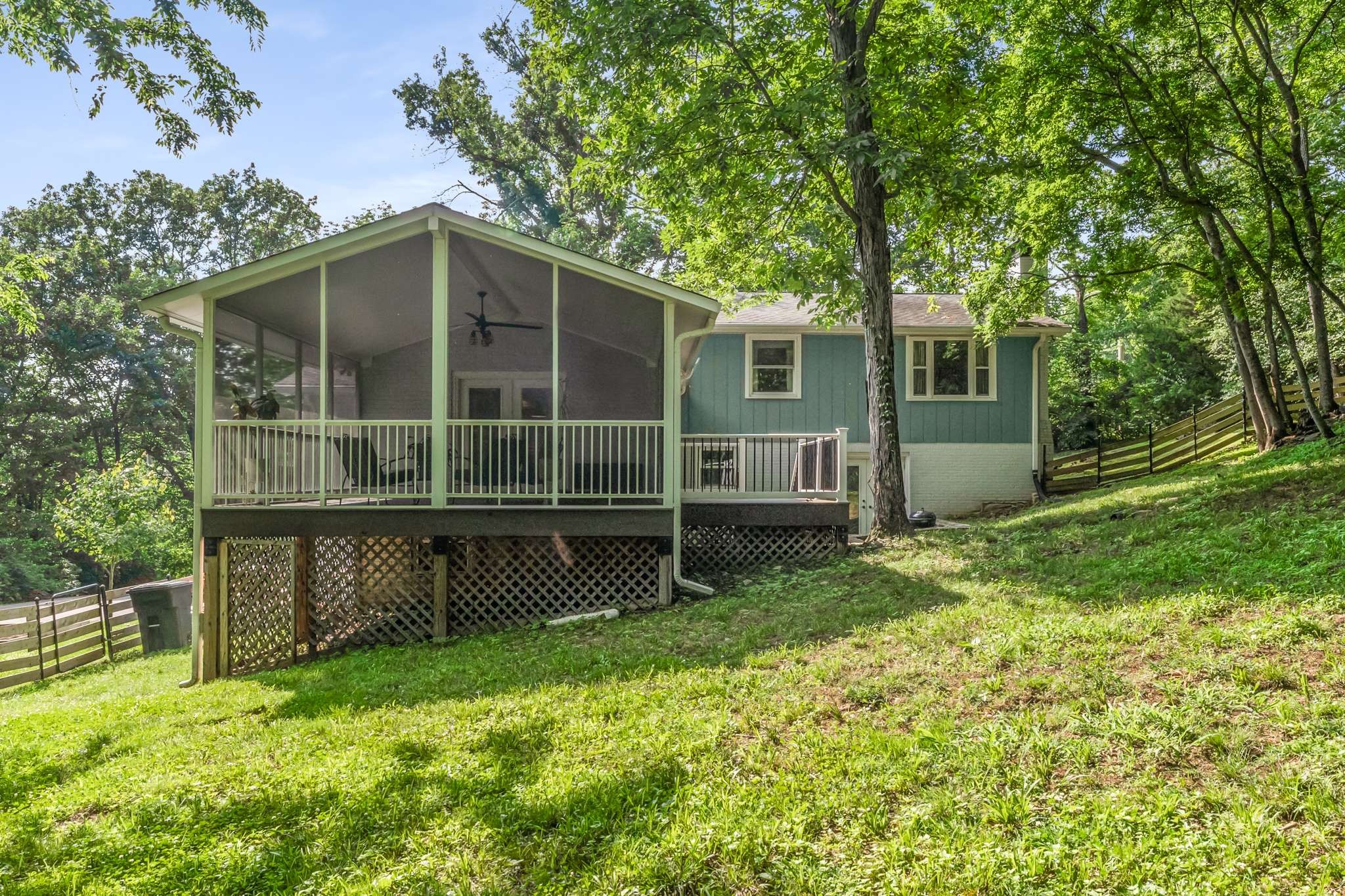 6473 Fleetwood Dr