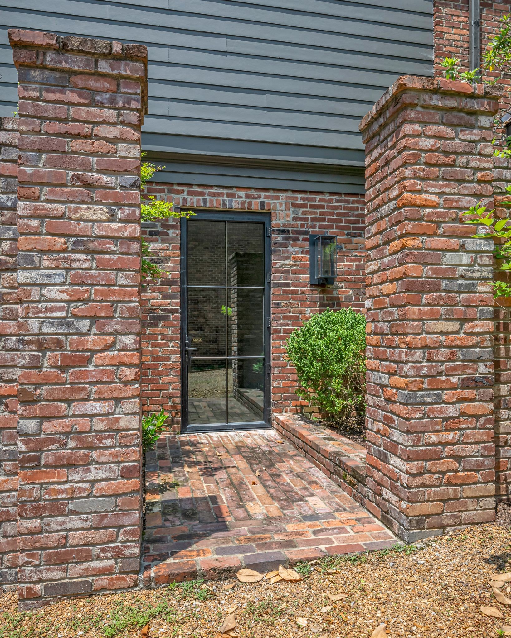9 Peach Blossom Sq