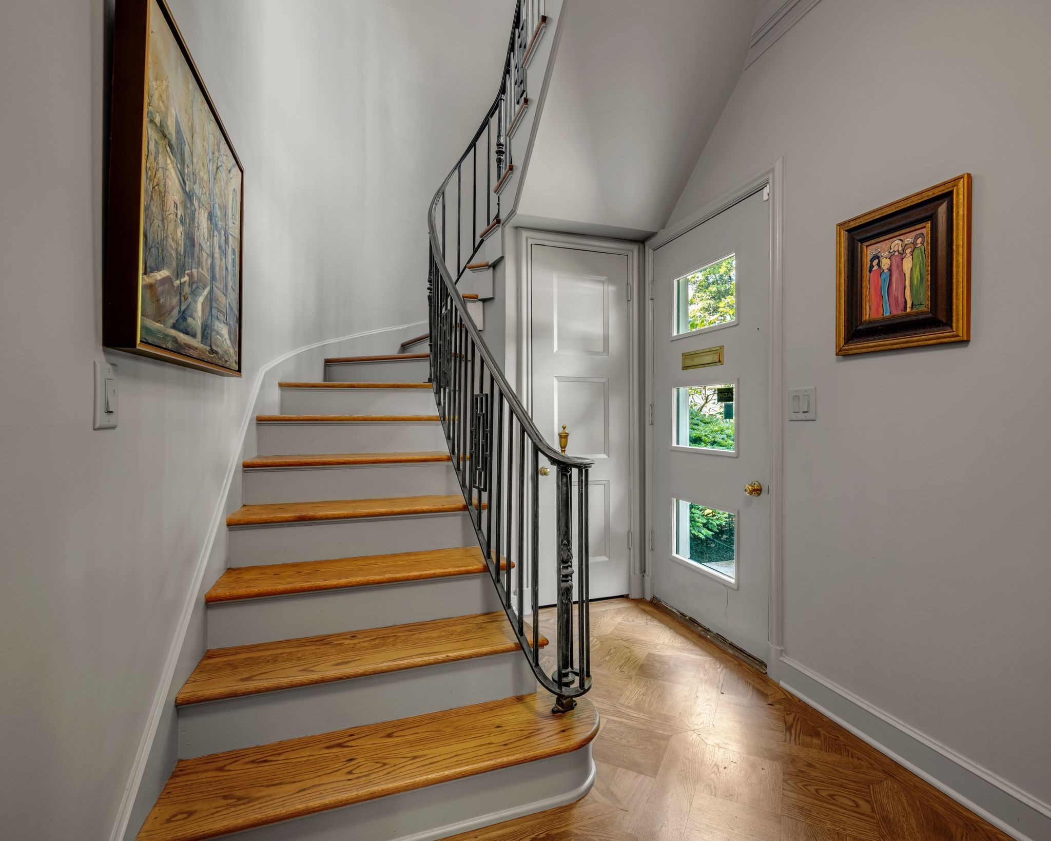 9 Peach Blossom Sq