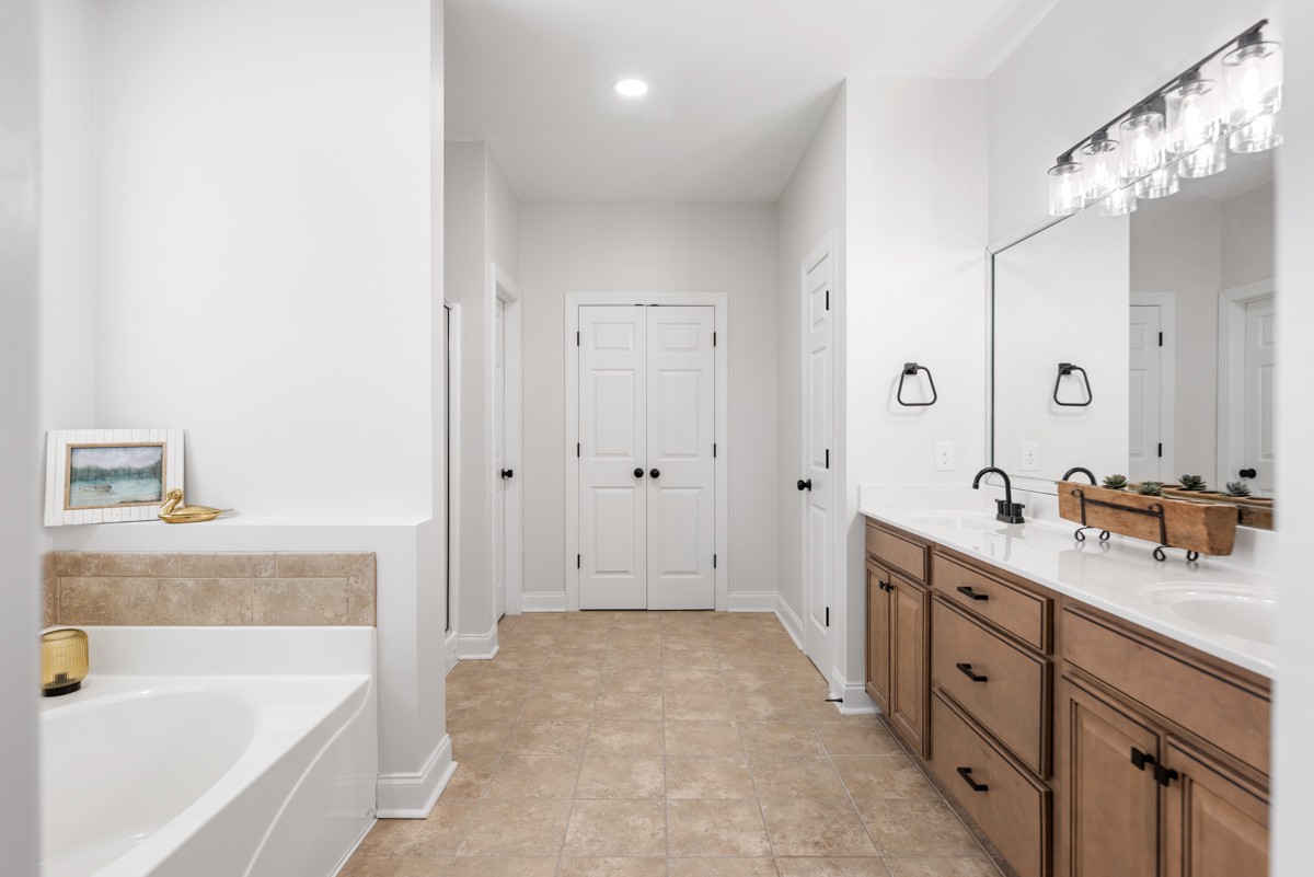 1038 Sierra Gorda Dr