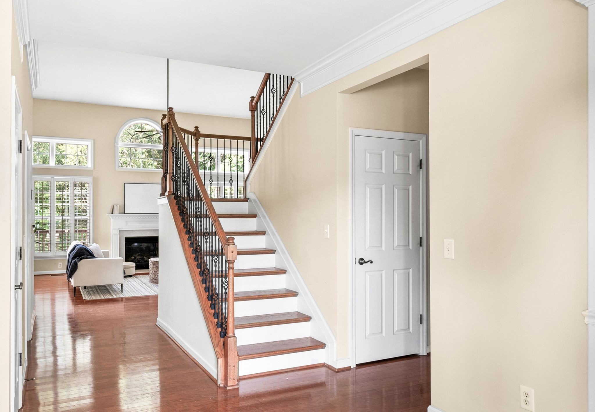 8825 Caswick Ct