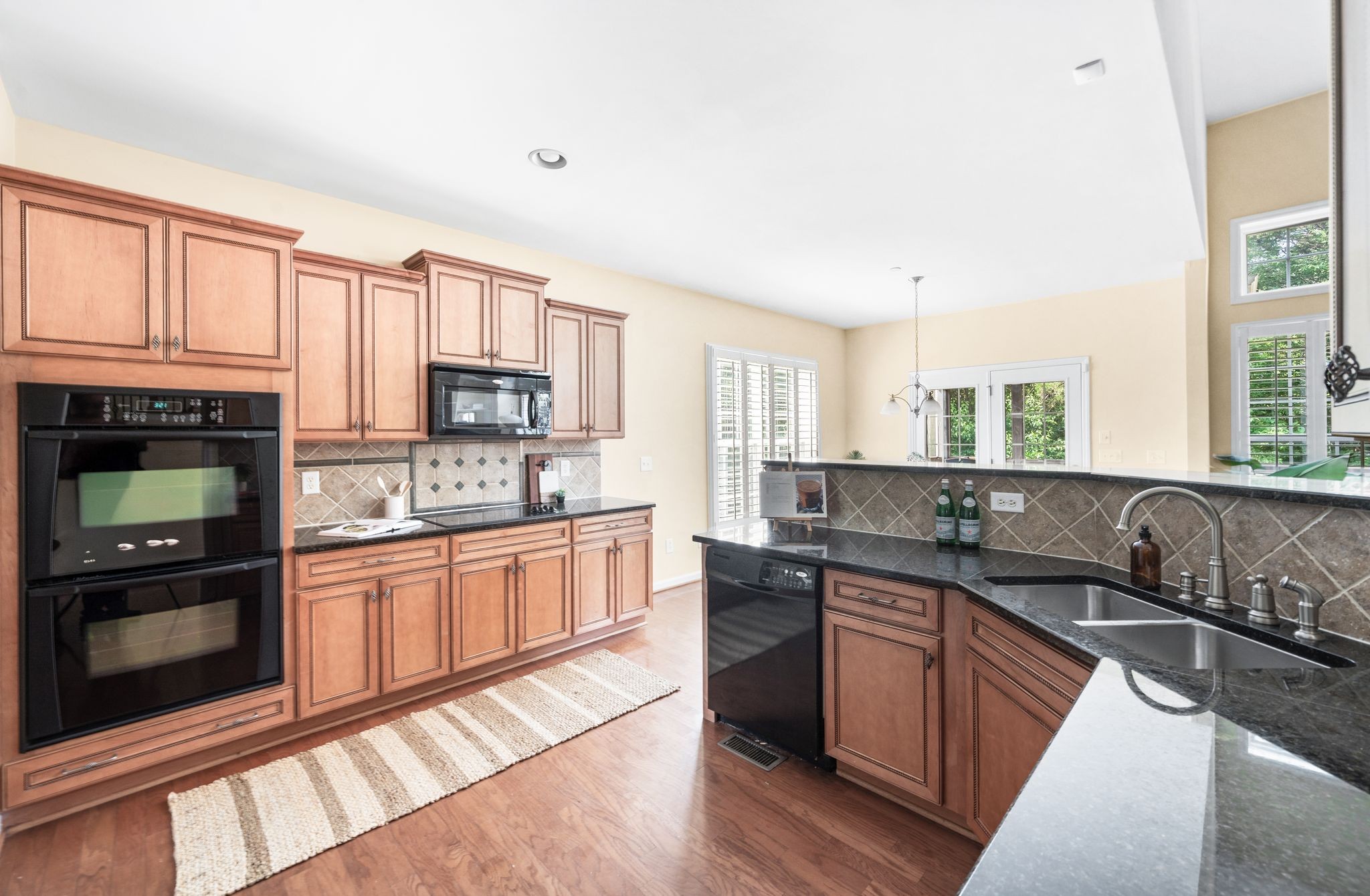 8825 Caswick Ct