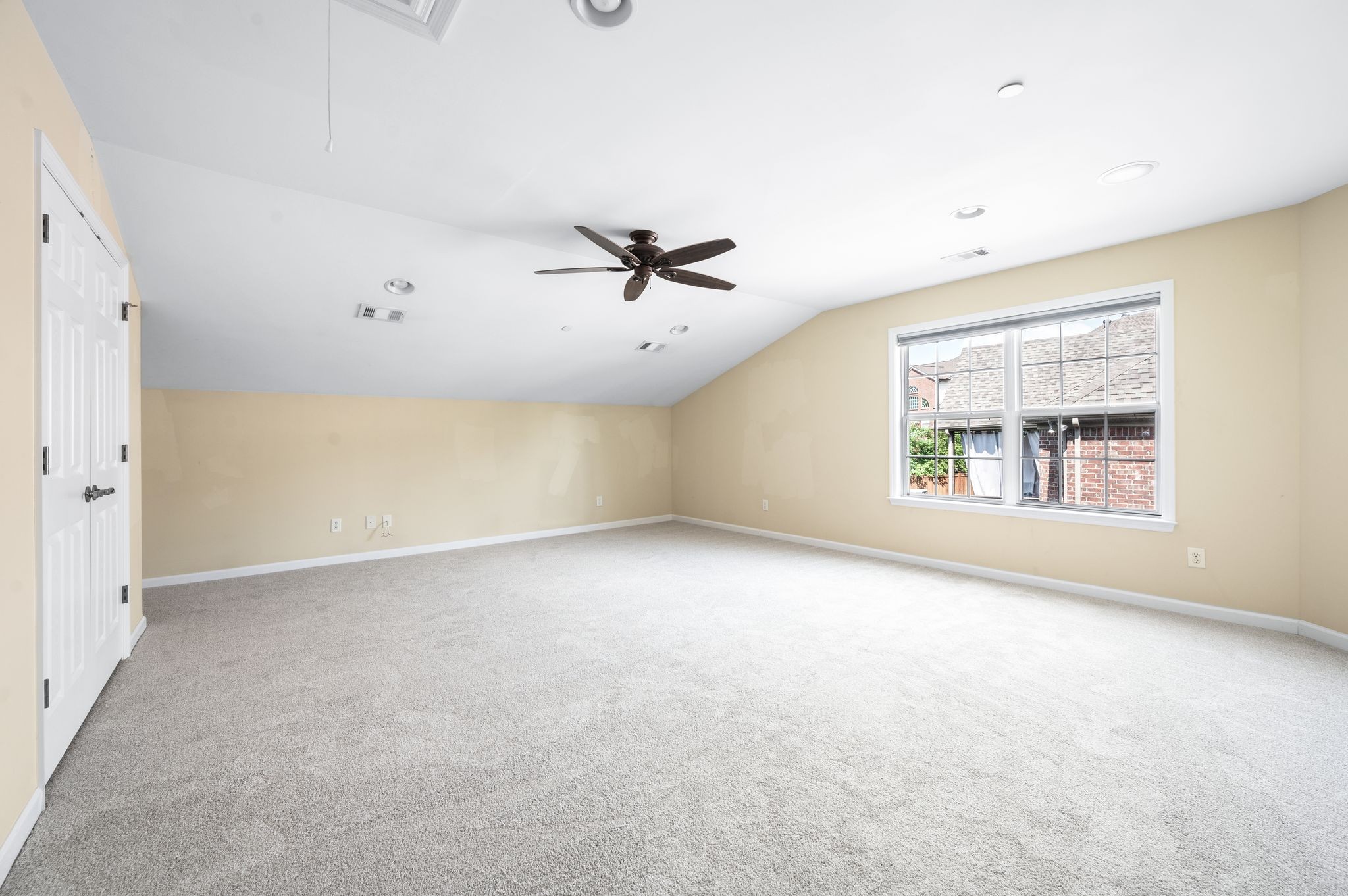 8825 Caswick Ct