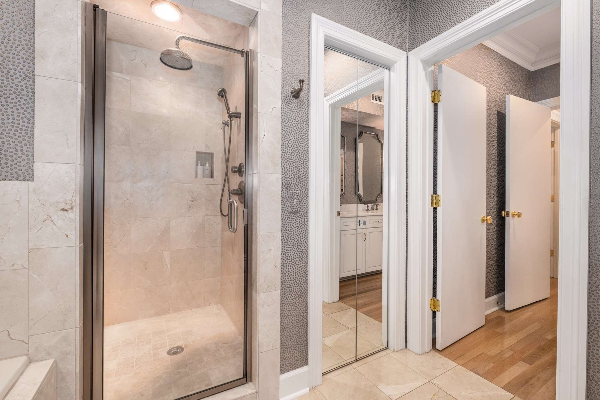 3737 West End Ave Unit: 201