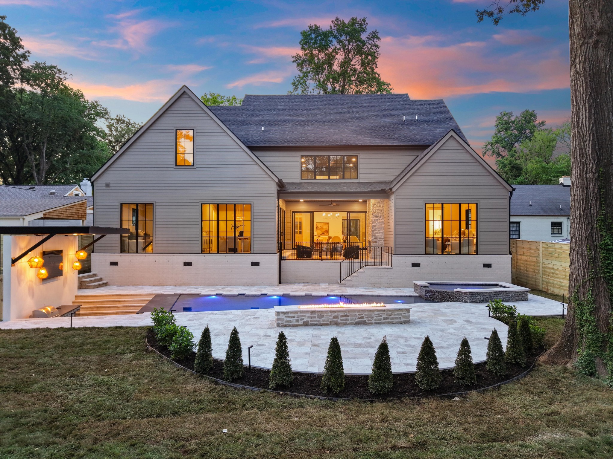 921 Marengo Ln