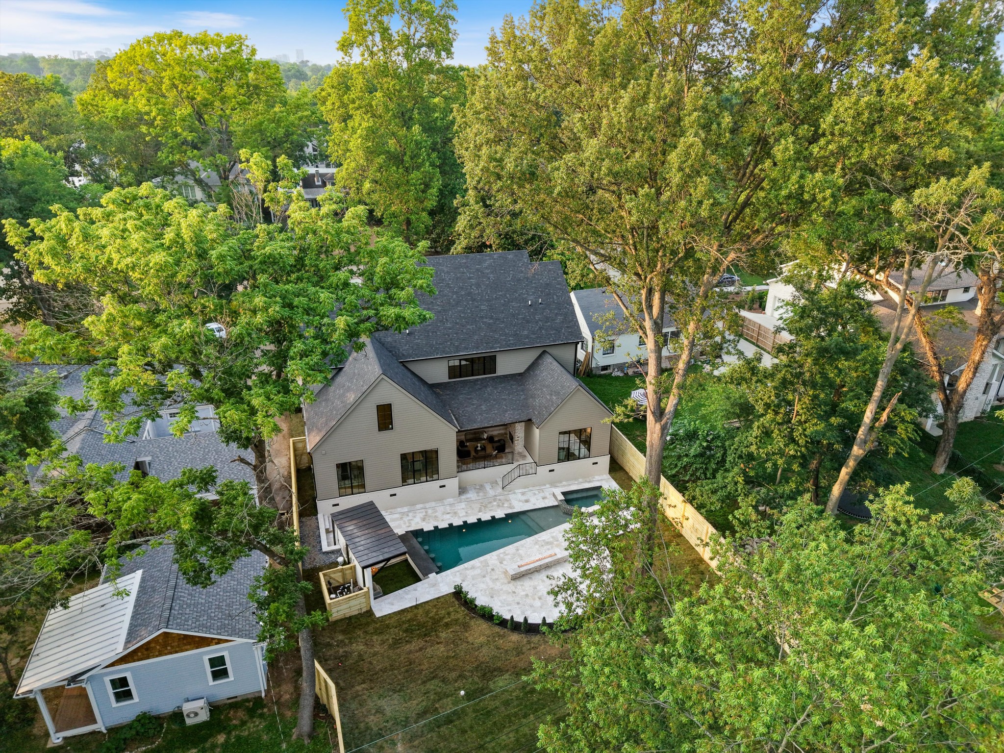 921 Marengo Ln