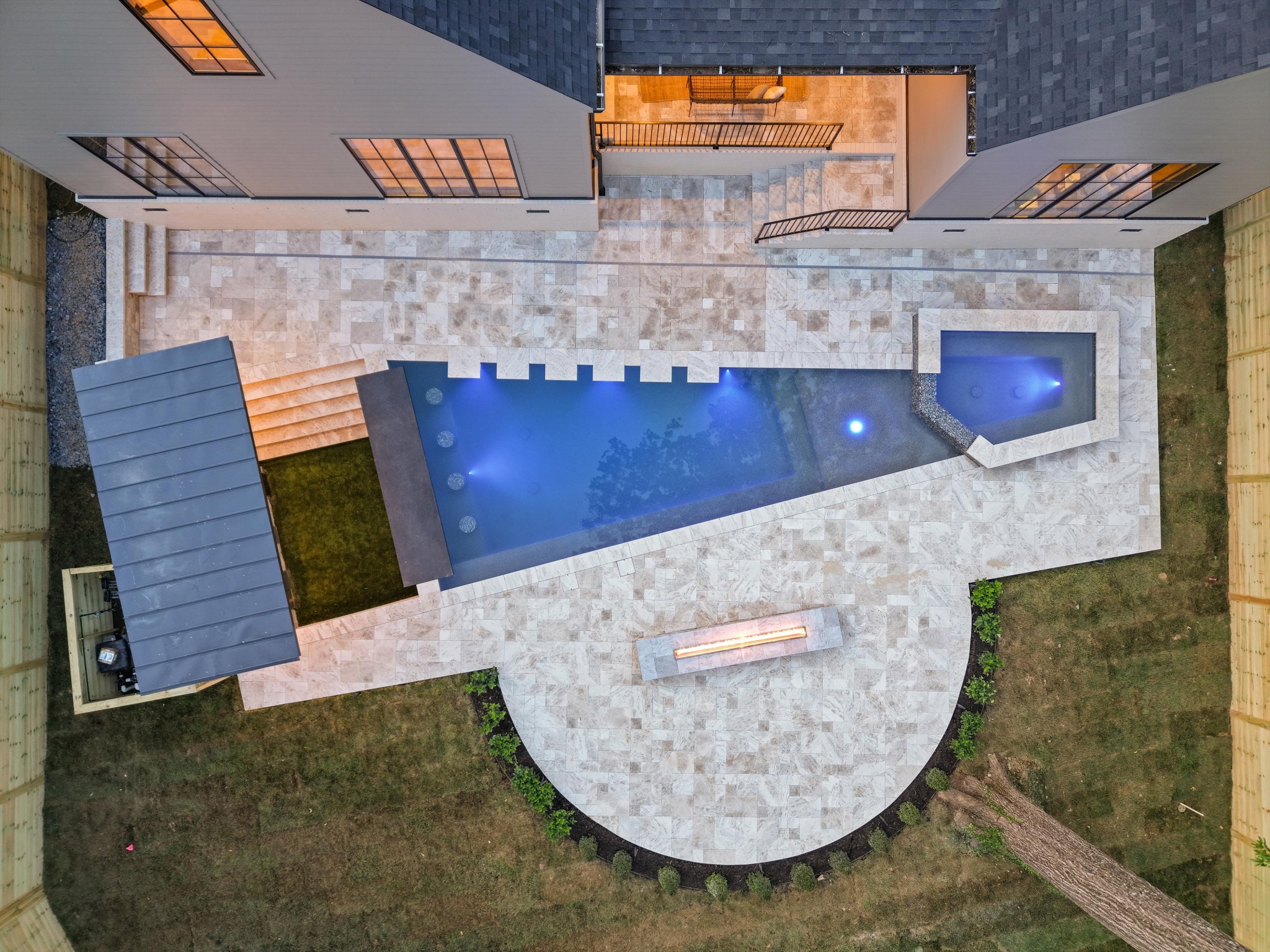 921 Marengo Ln