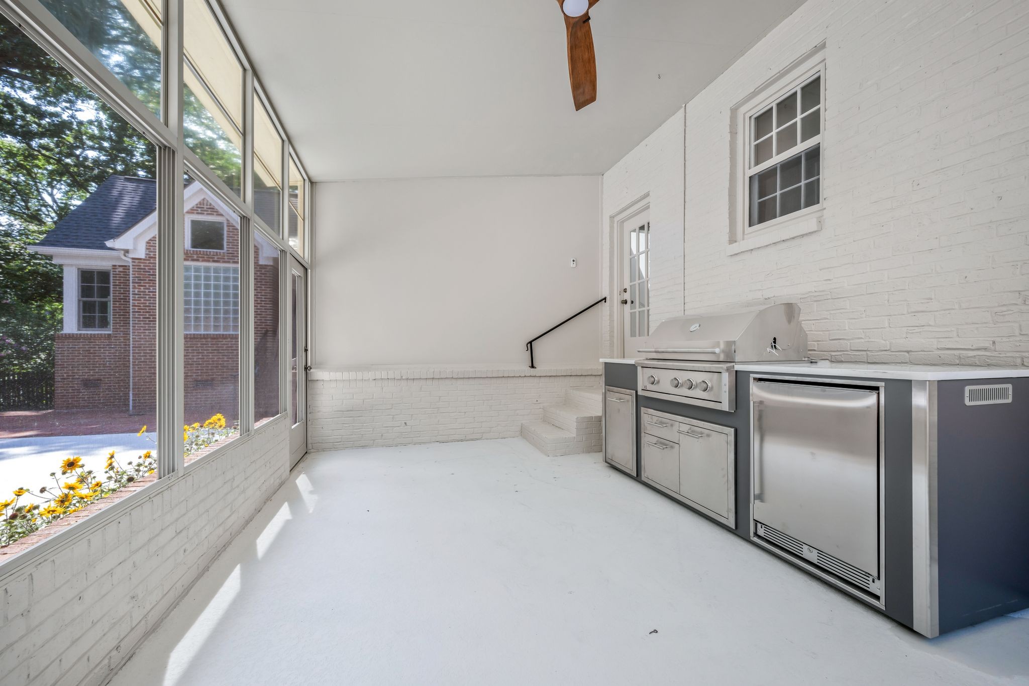 4 Foxhall Close