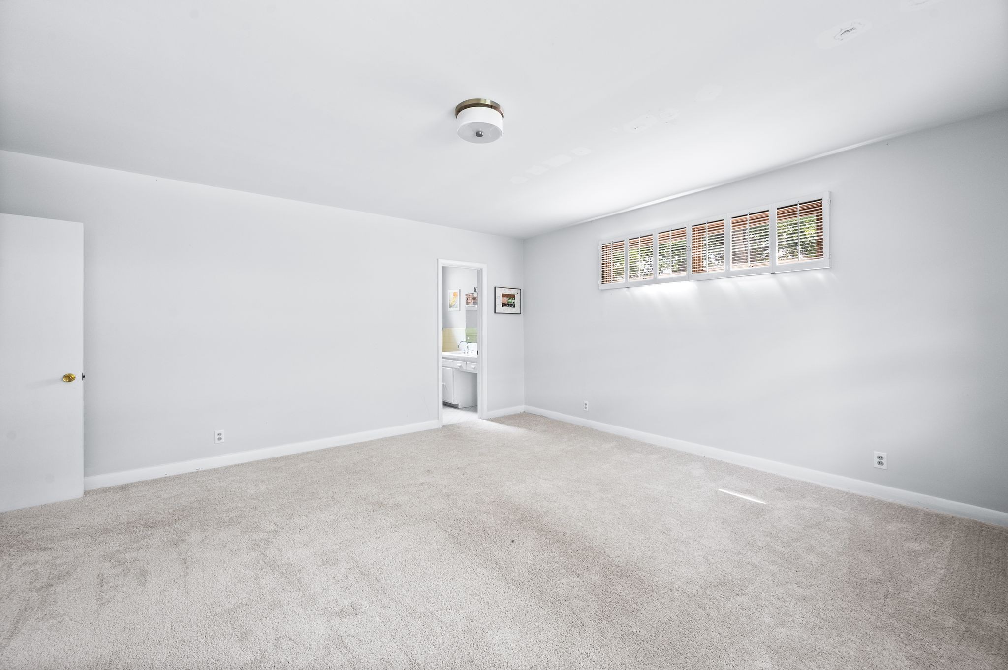 208 Vaughns Gap Rd