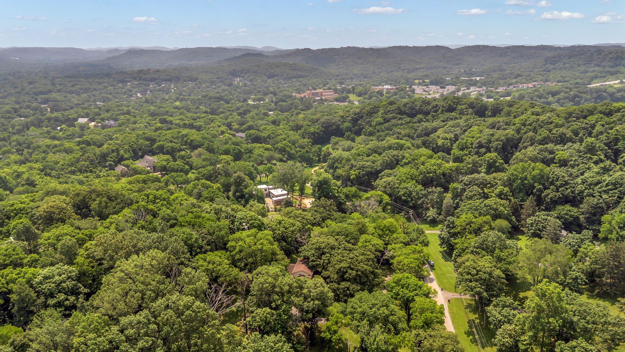 208 Vaughns Gap Rd