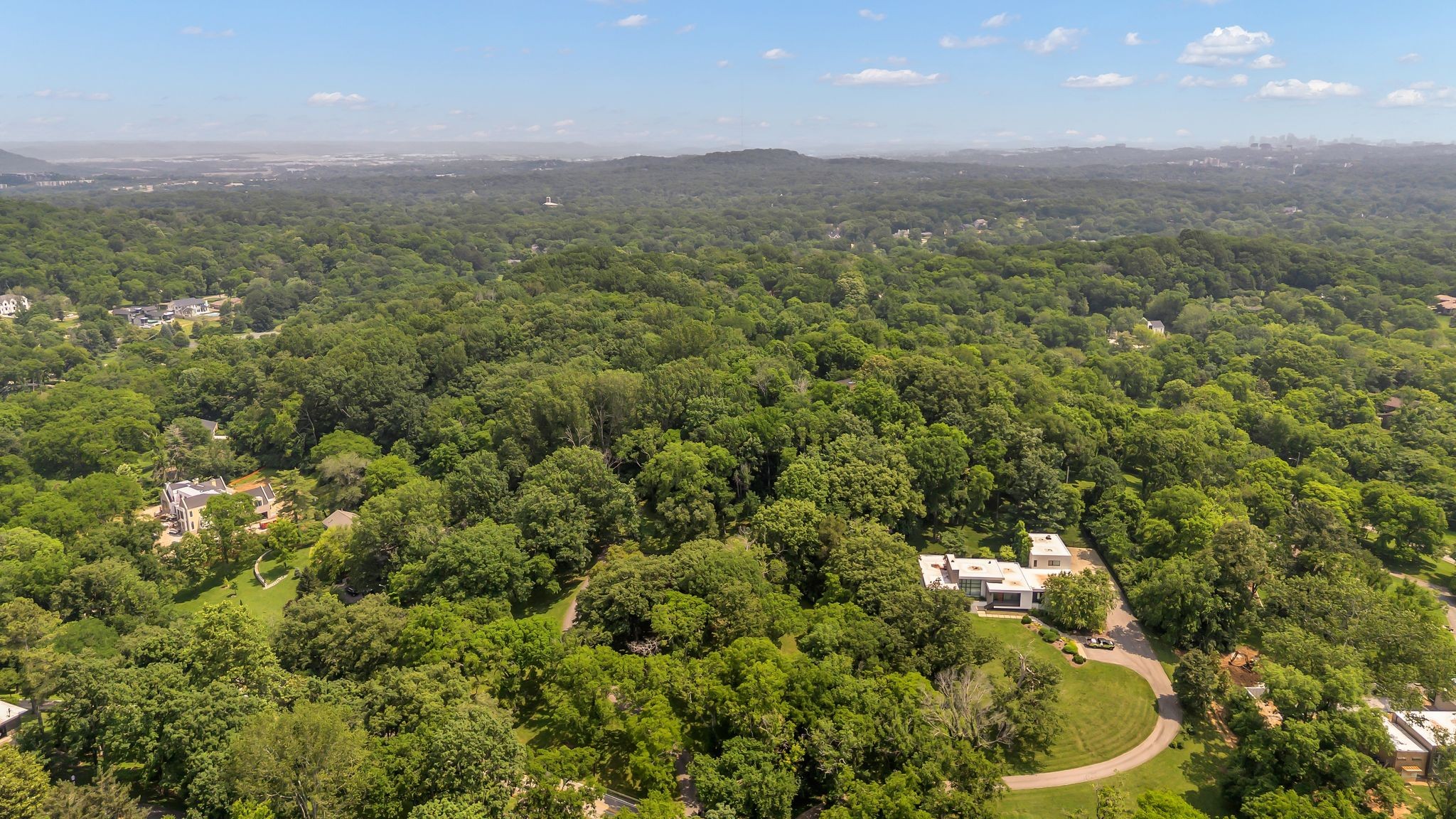 208 Vaughns Gap Rd
