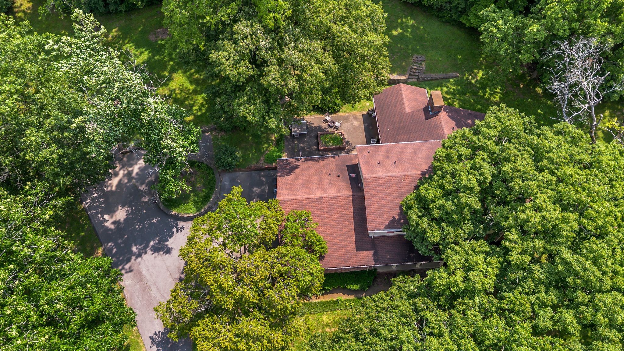 208 Vaughns Gap Rd