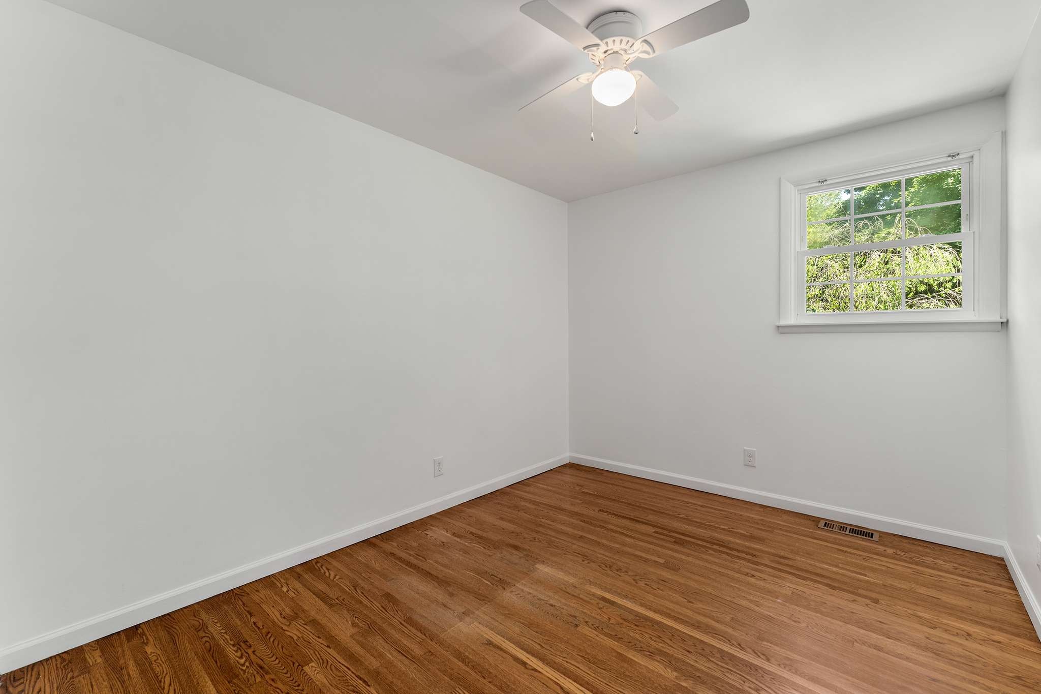 9563 S Harpeth Rd