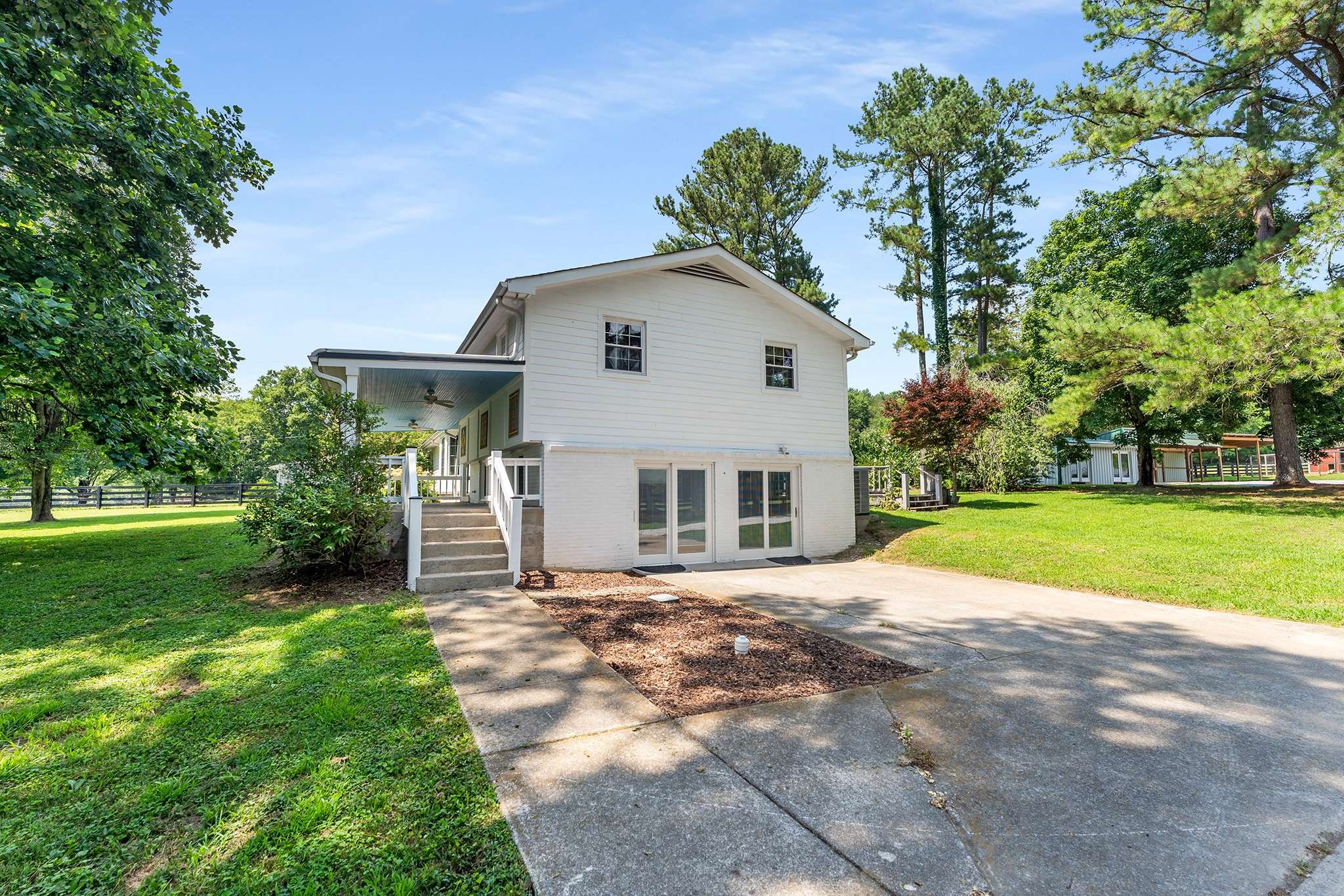 9563 S Harpeth Rd
