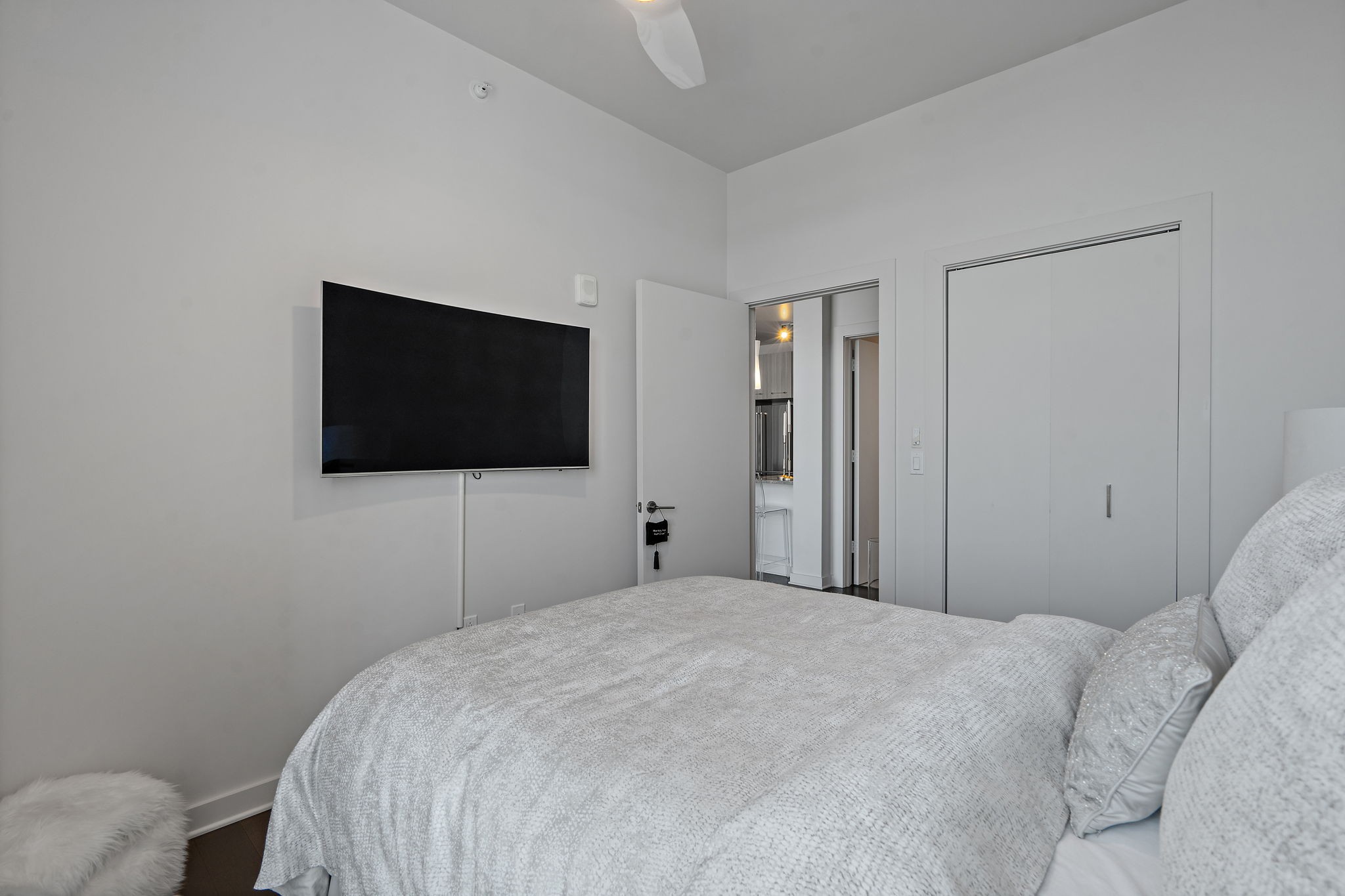 515 Church St Unit: 3408