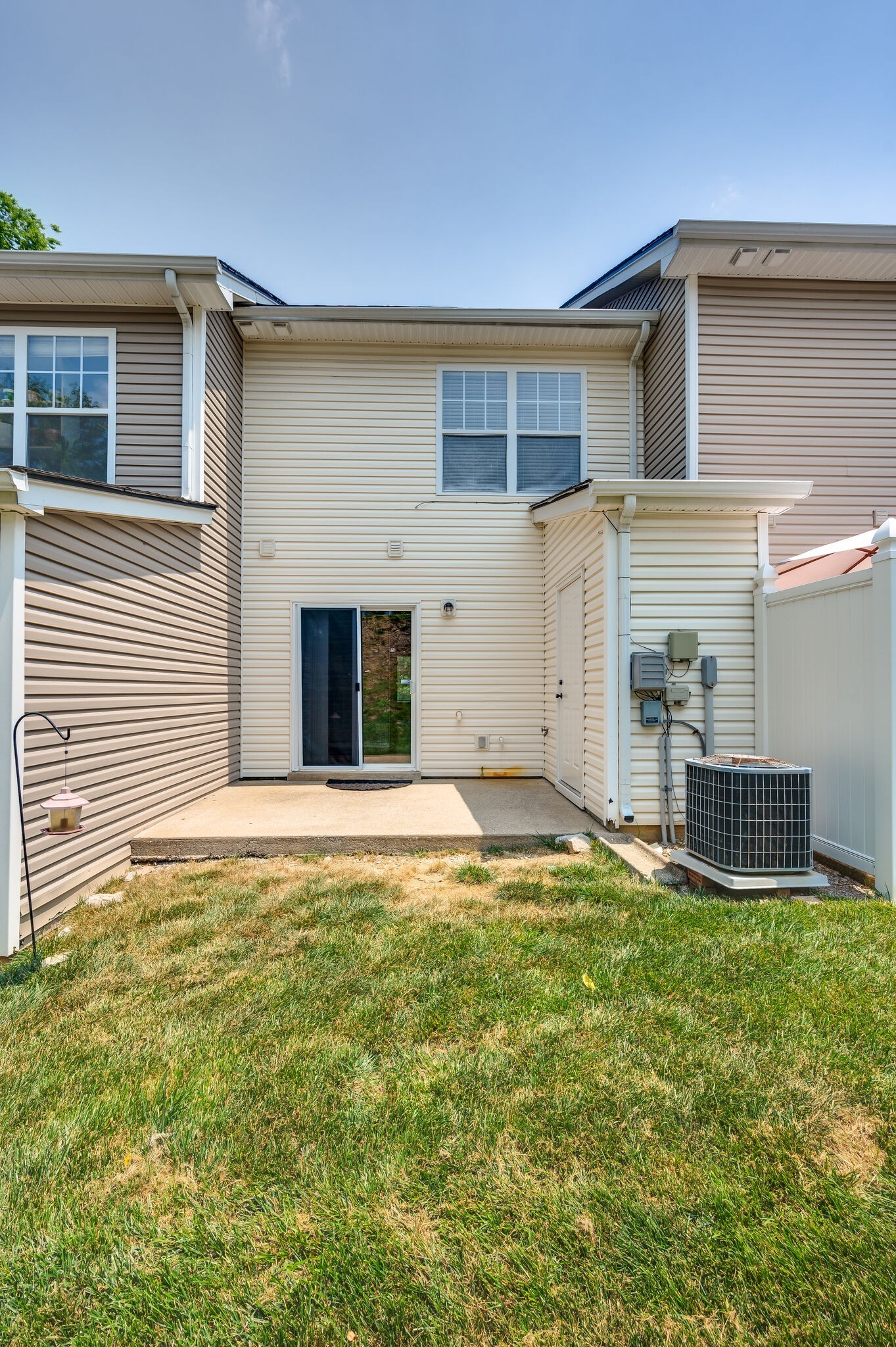 209 Shadow Glen Dr