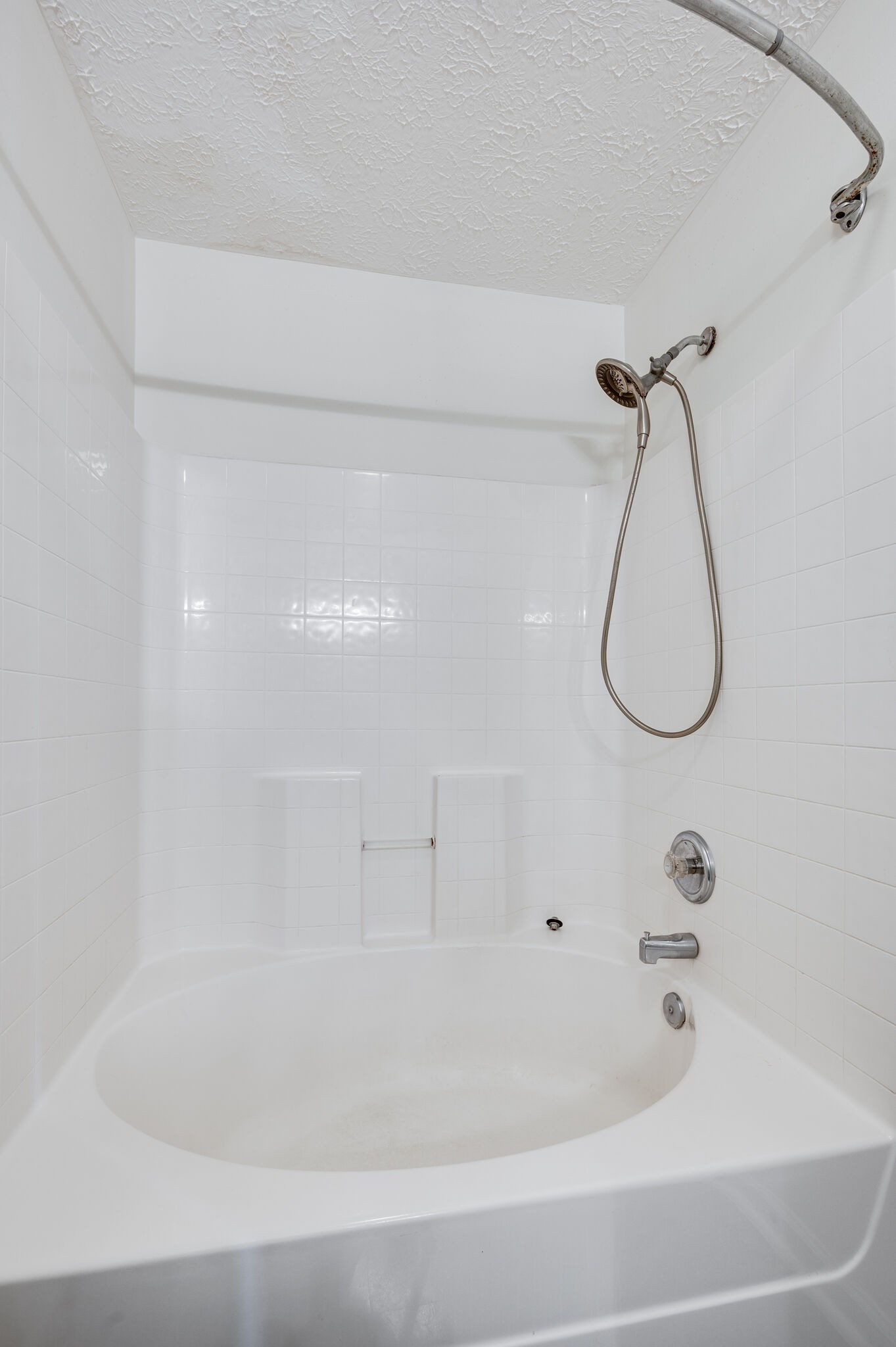 209 Shadow Glen Dr