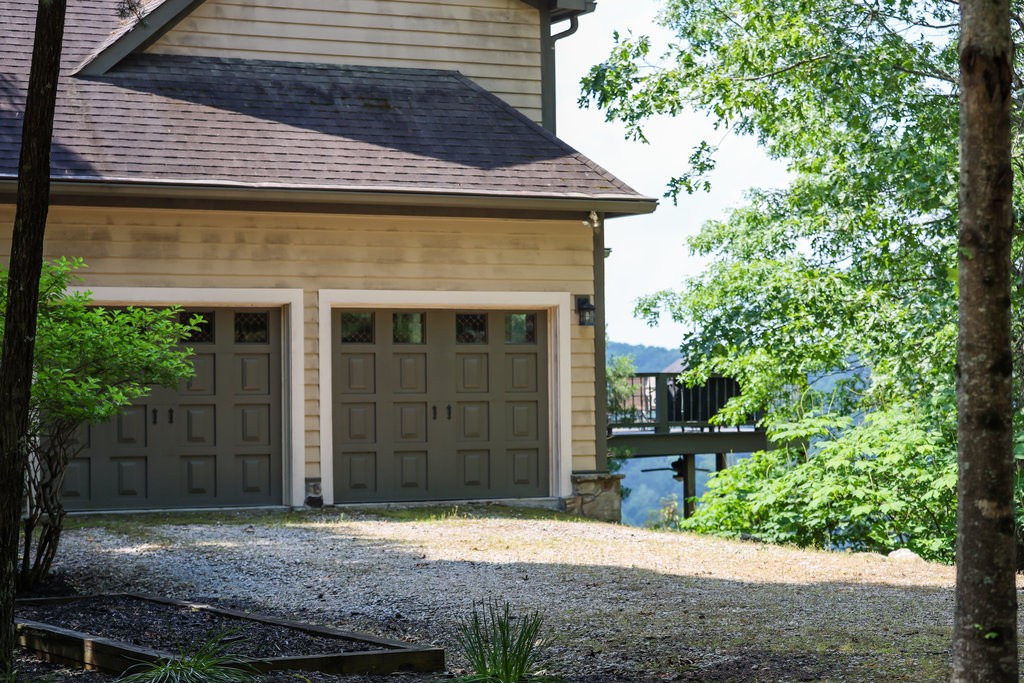1900 Timberwood Trce