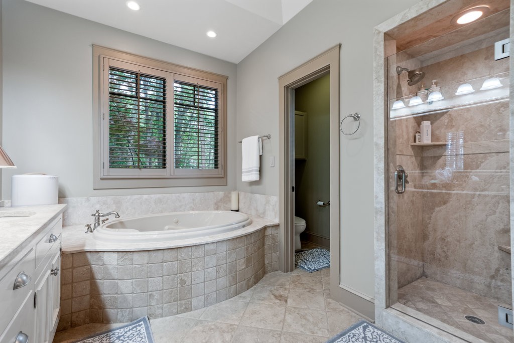 1900 Timberwood Trce