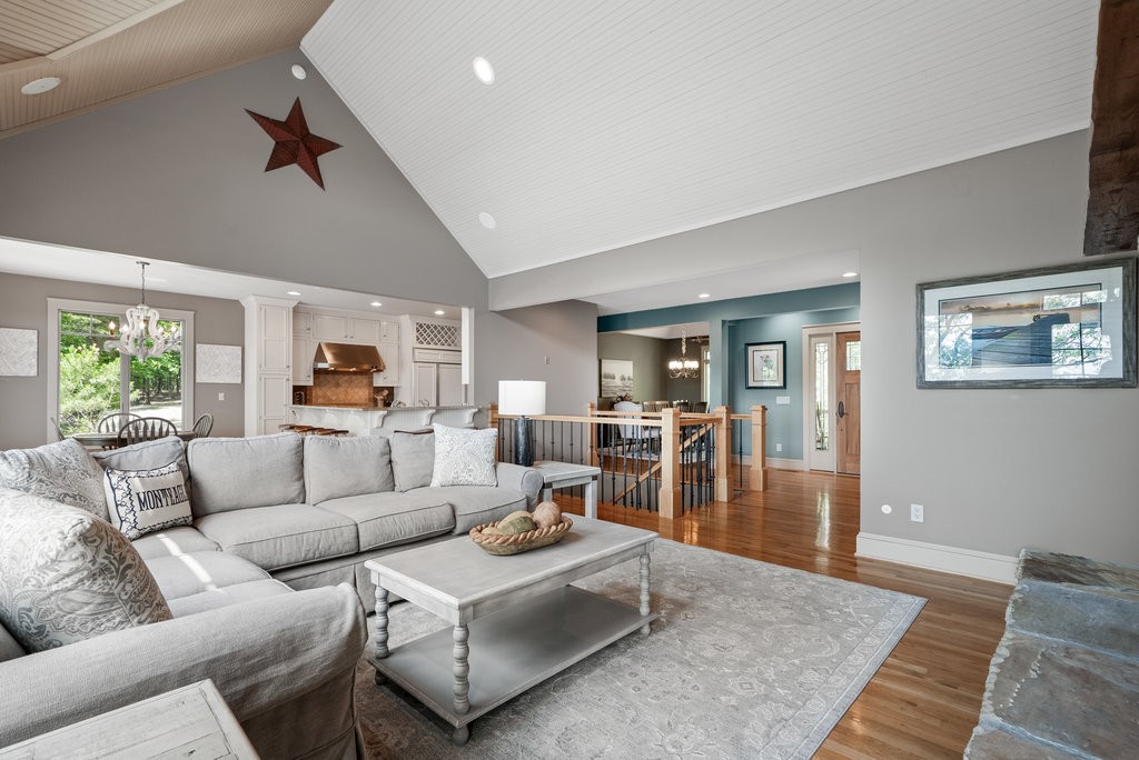 1900 Timberwood Trce