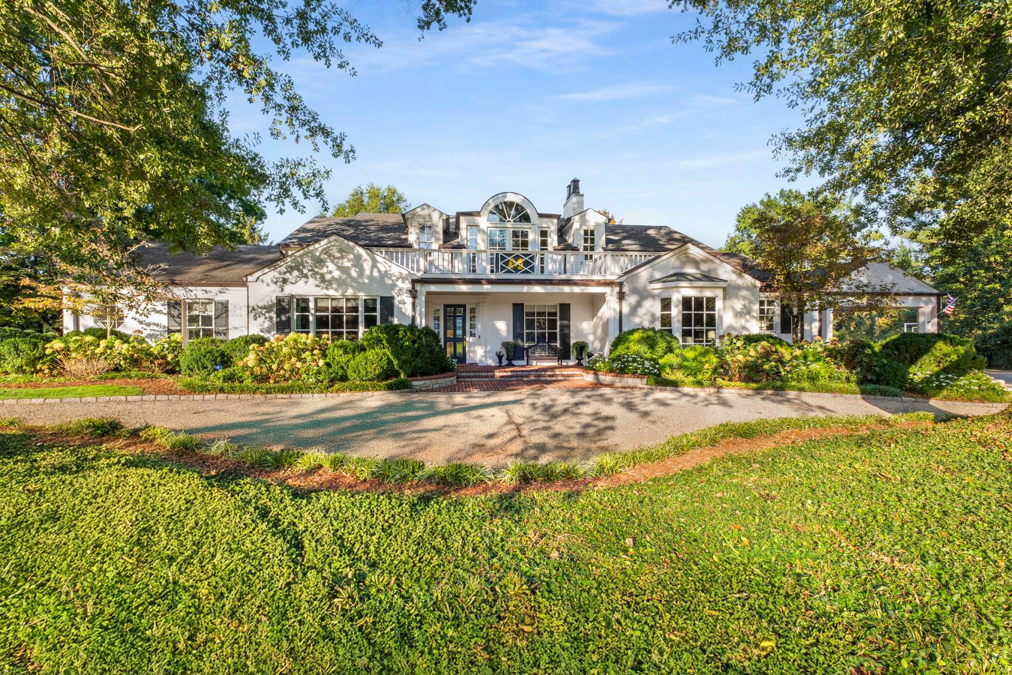 404 W Brookfield Ave