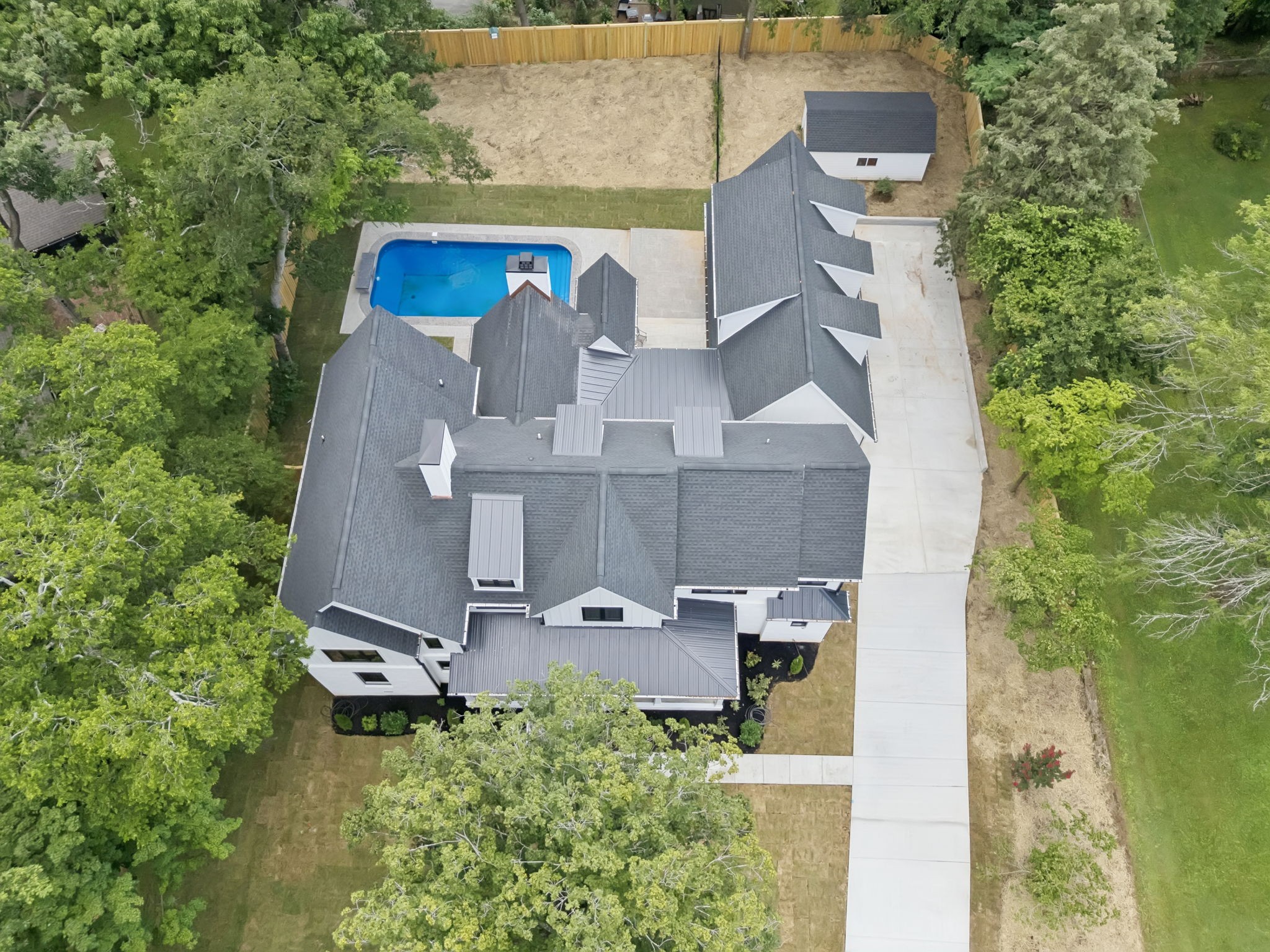 1220 Shiloh Dr