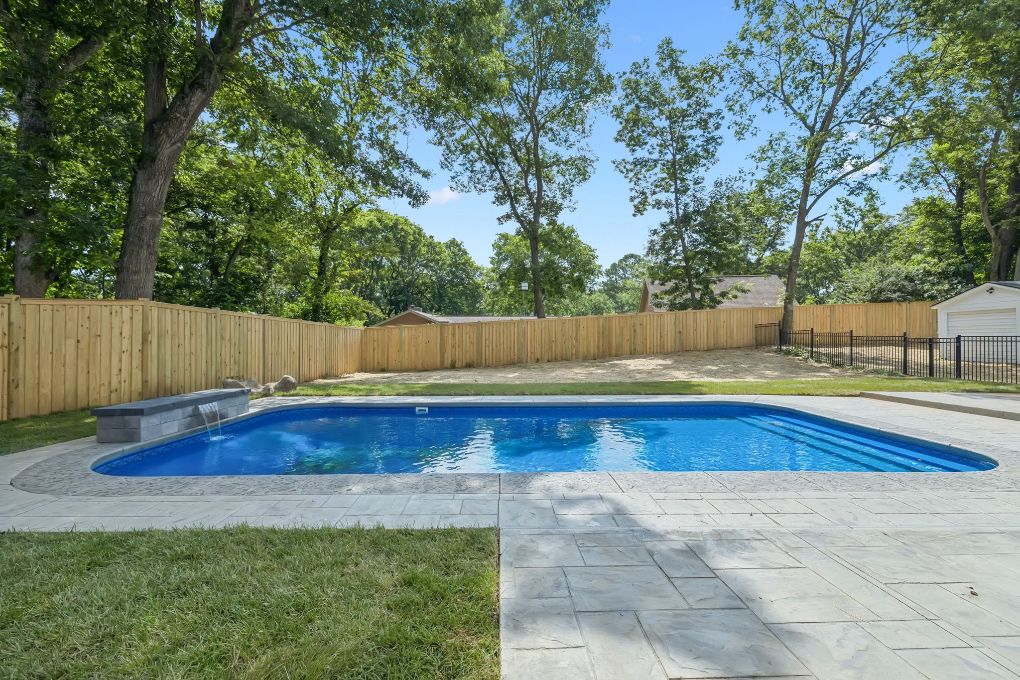 1220 Shiloh Dr