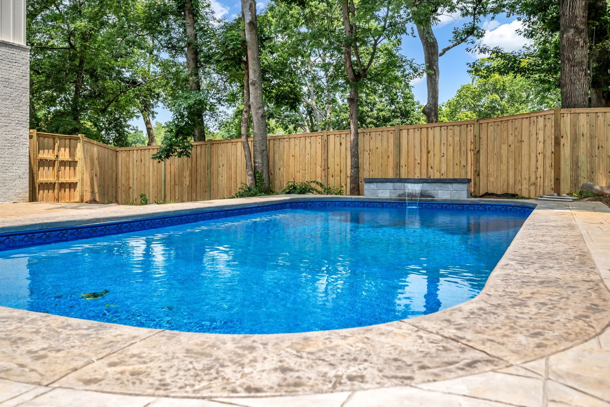 1220 Shiloh Dr