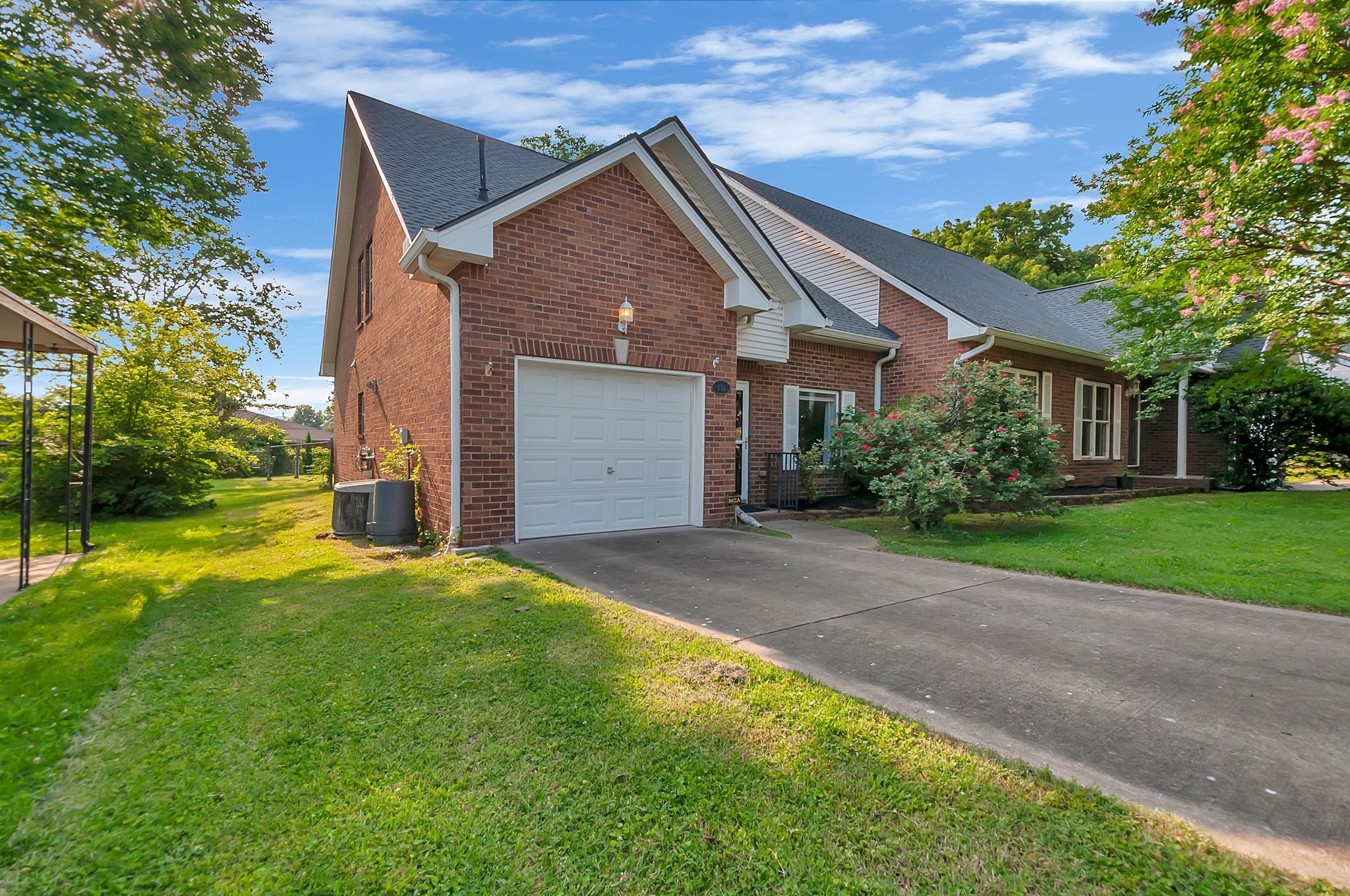 651 Westboro Dr