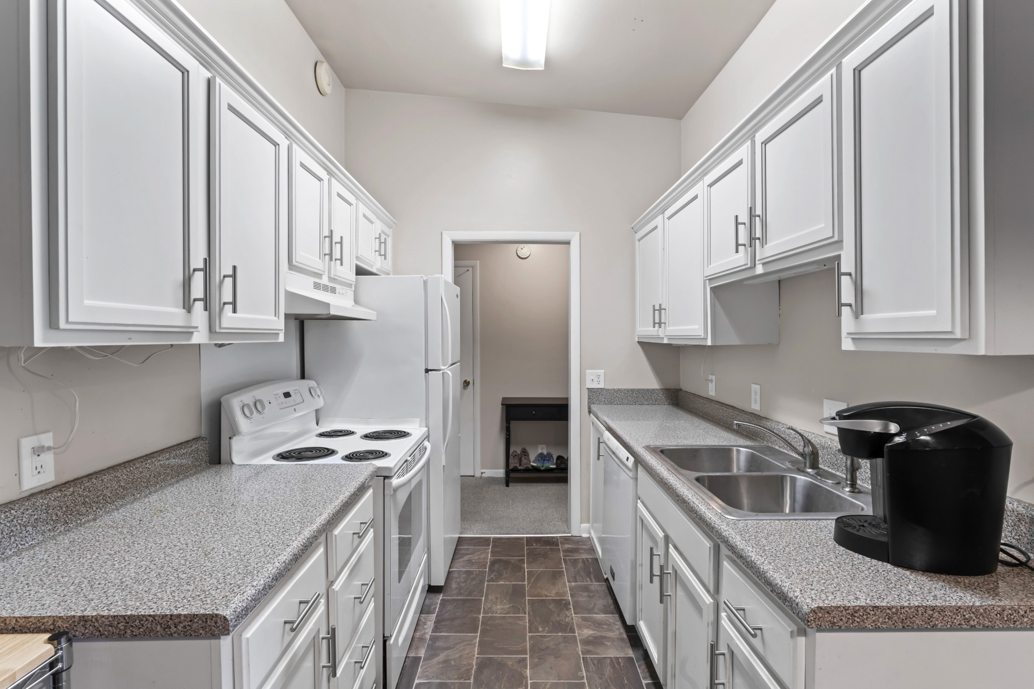 4425 Westlawn Dr Unit: C306