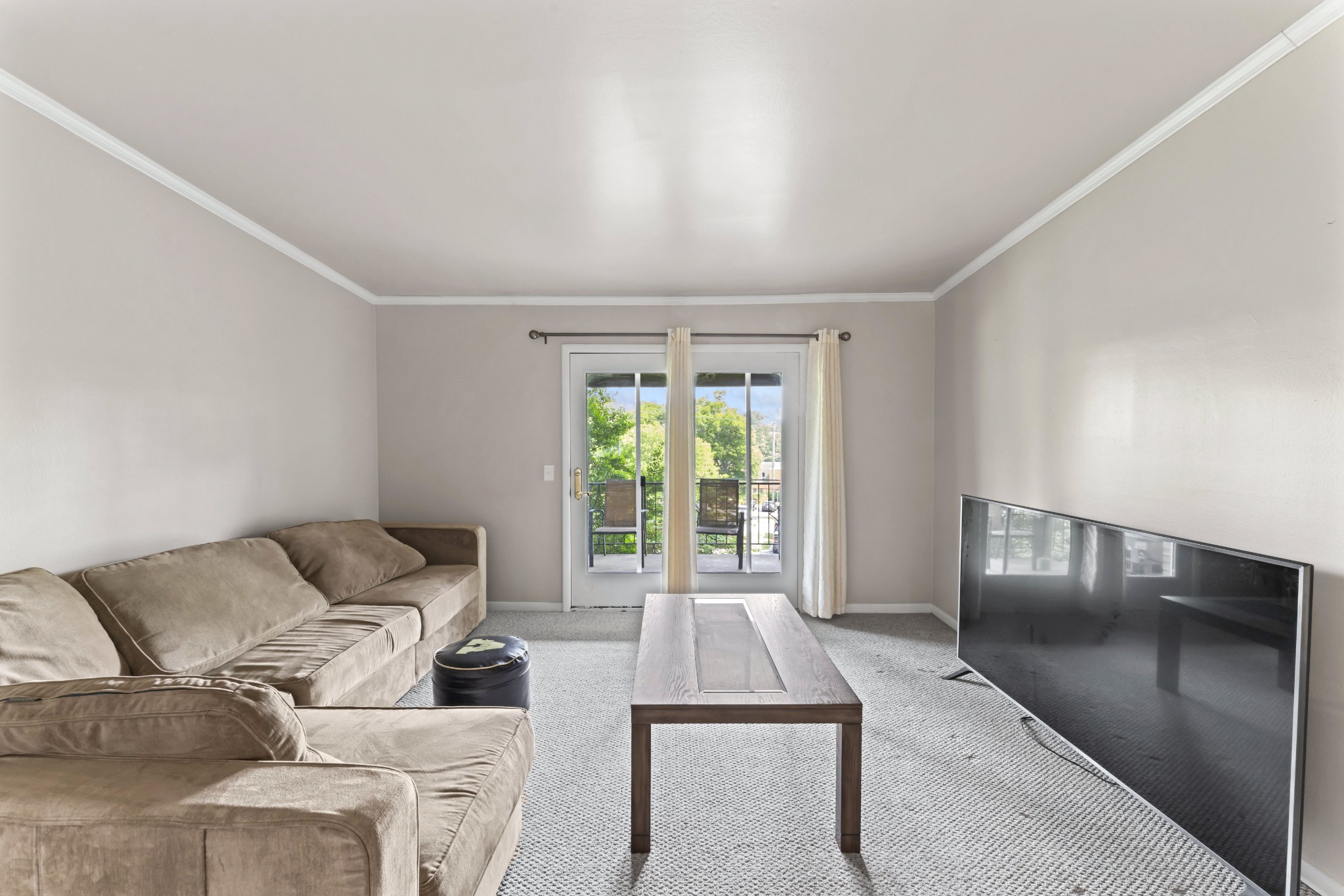 4425 Westlawn Dr Unit: C306