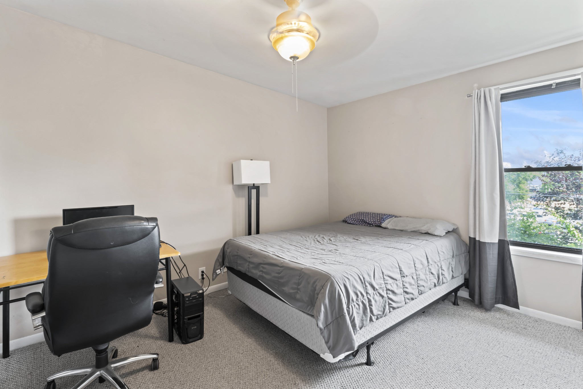 4425 Westlawn Dr Unit: C306
