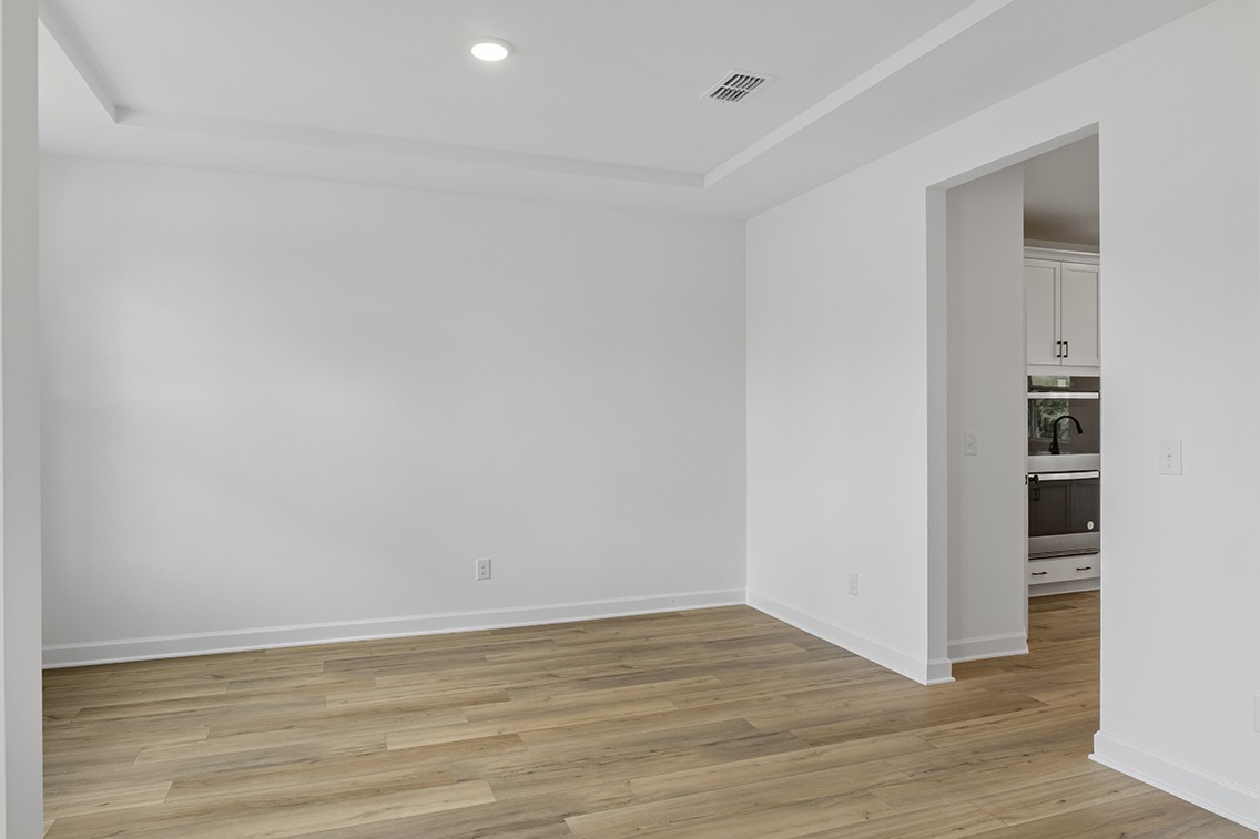 1607 Burlwood Court